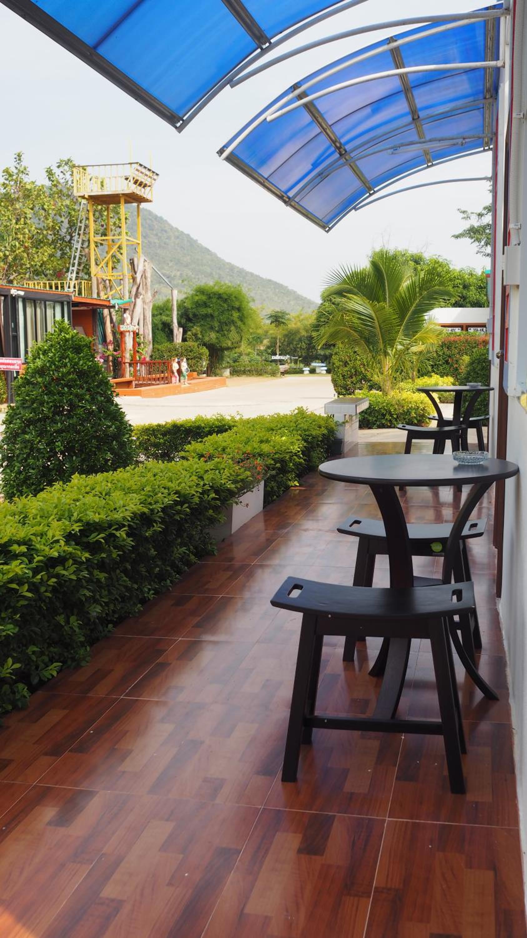 King Room with Mountain View - Photo 11