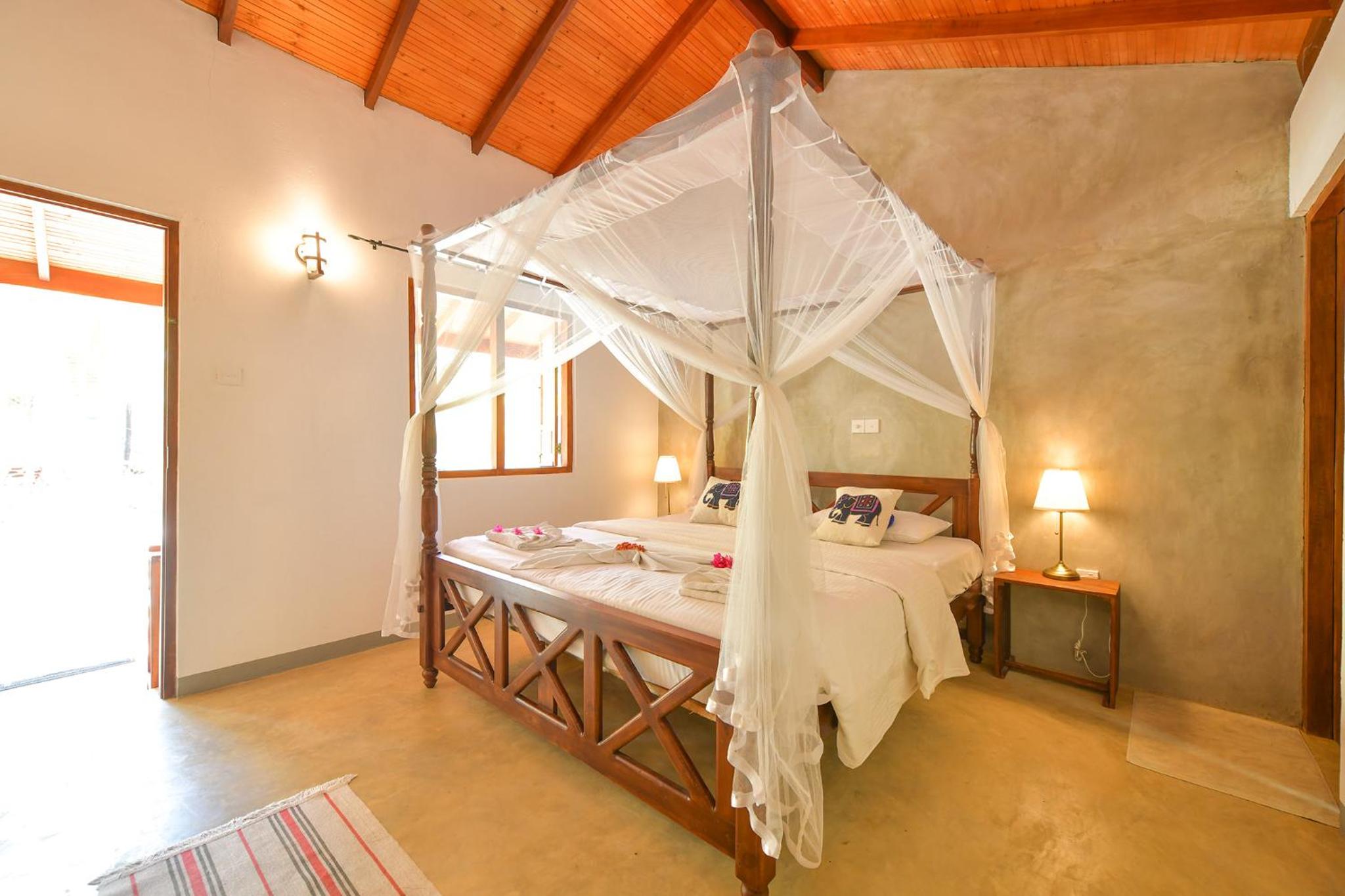 Double Room with Pool View photo 3