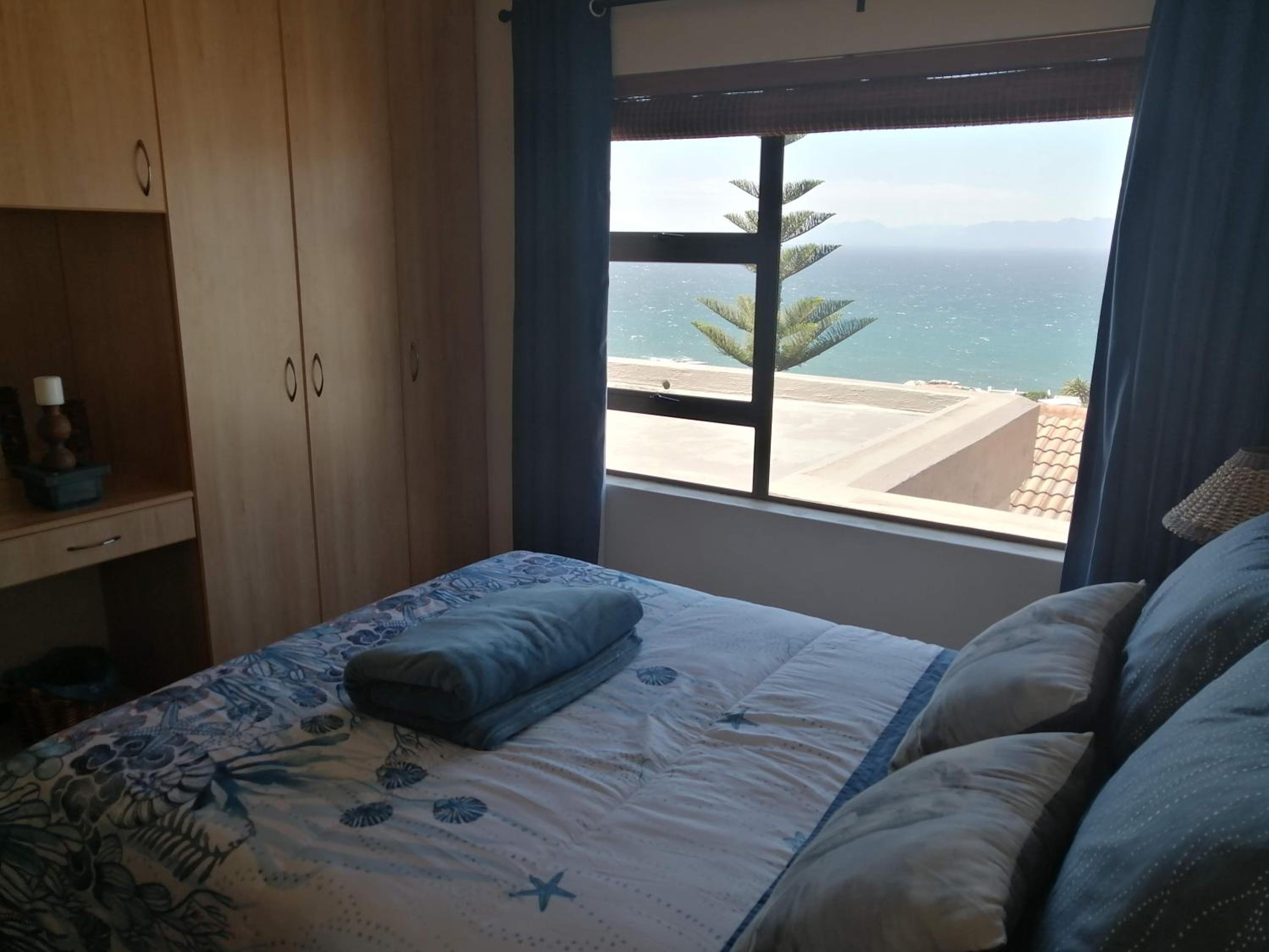 Double Room with Sea View photo 2