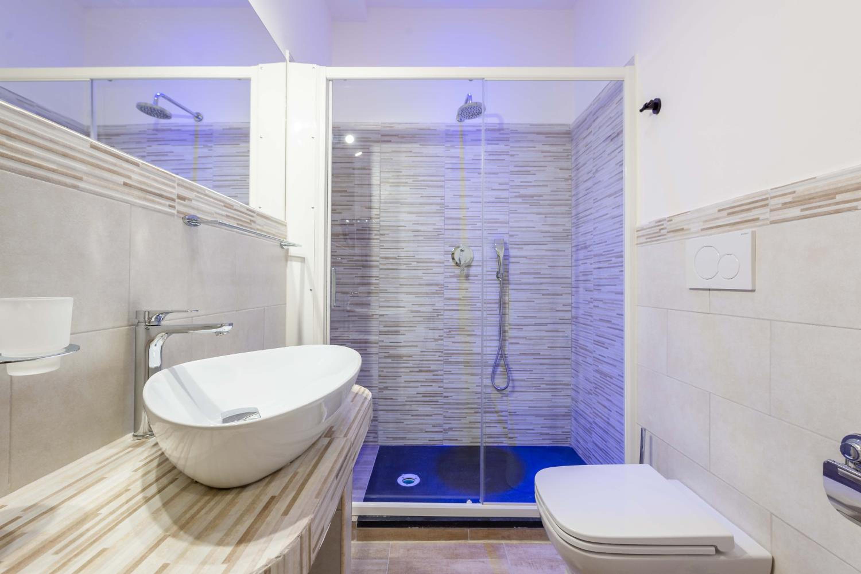 Deluxe Triple Room photo 3