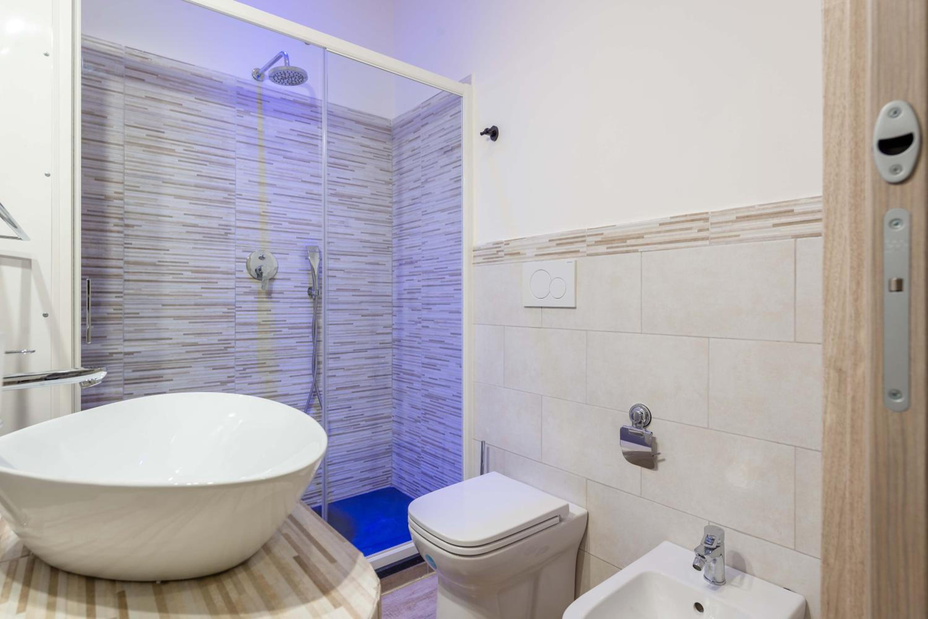 Deluxe Triple Room photo 3