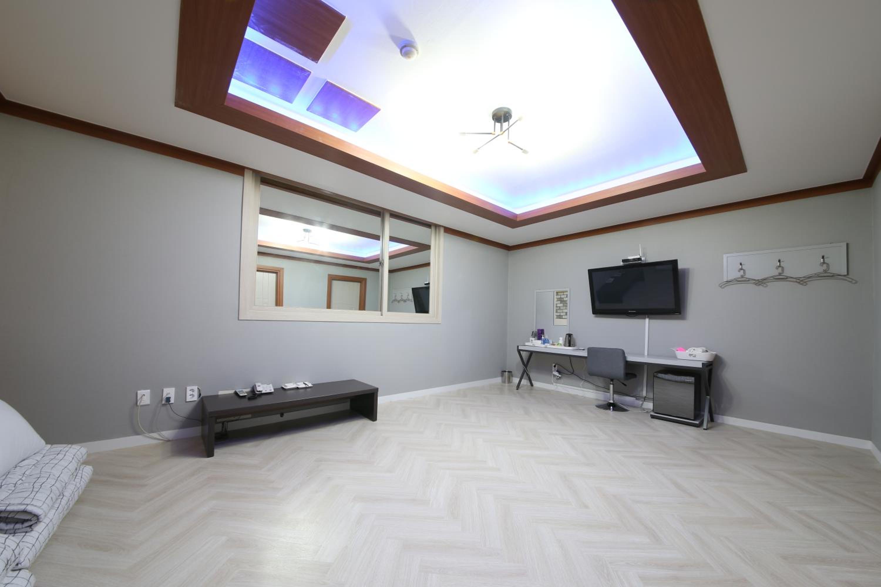 Korean-style Ondol Room photo 3
