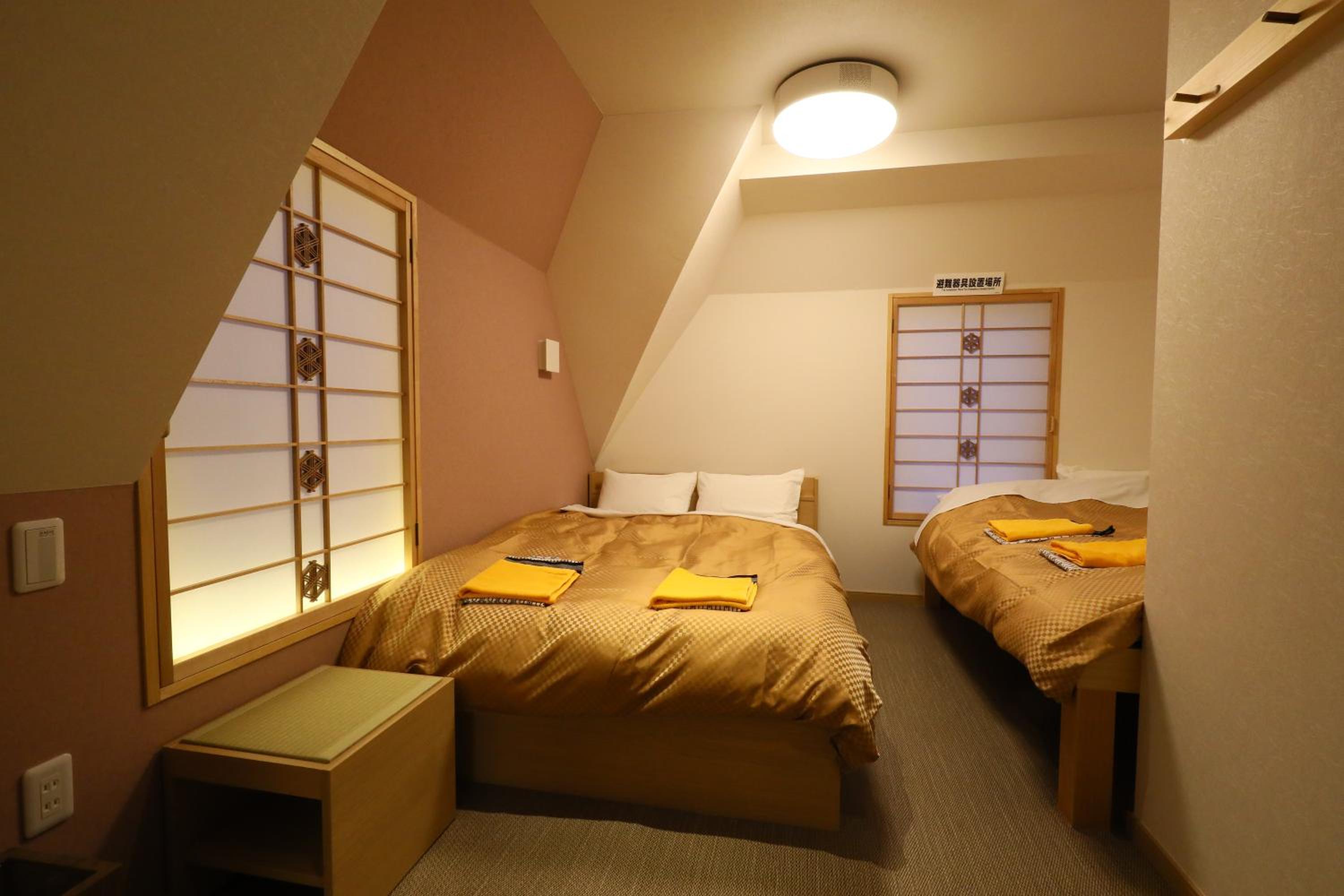 Qudruple Room - Non Smoking - Photo 3