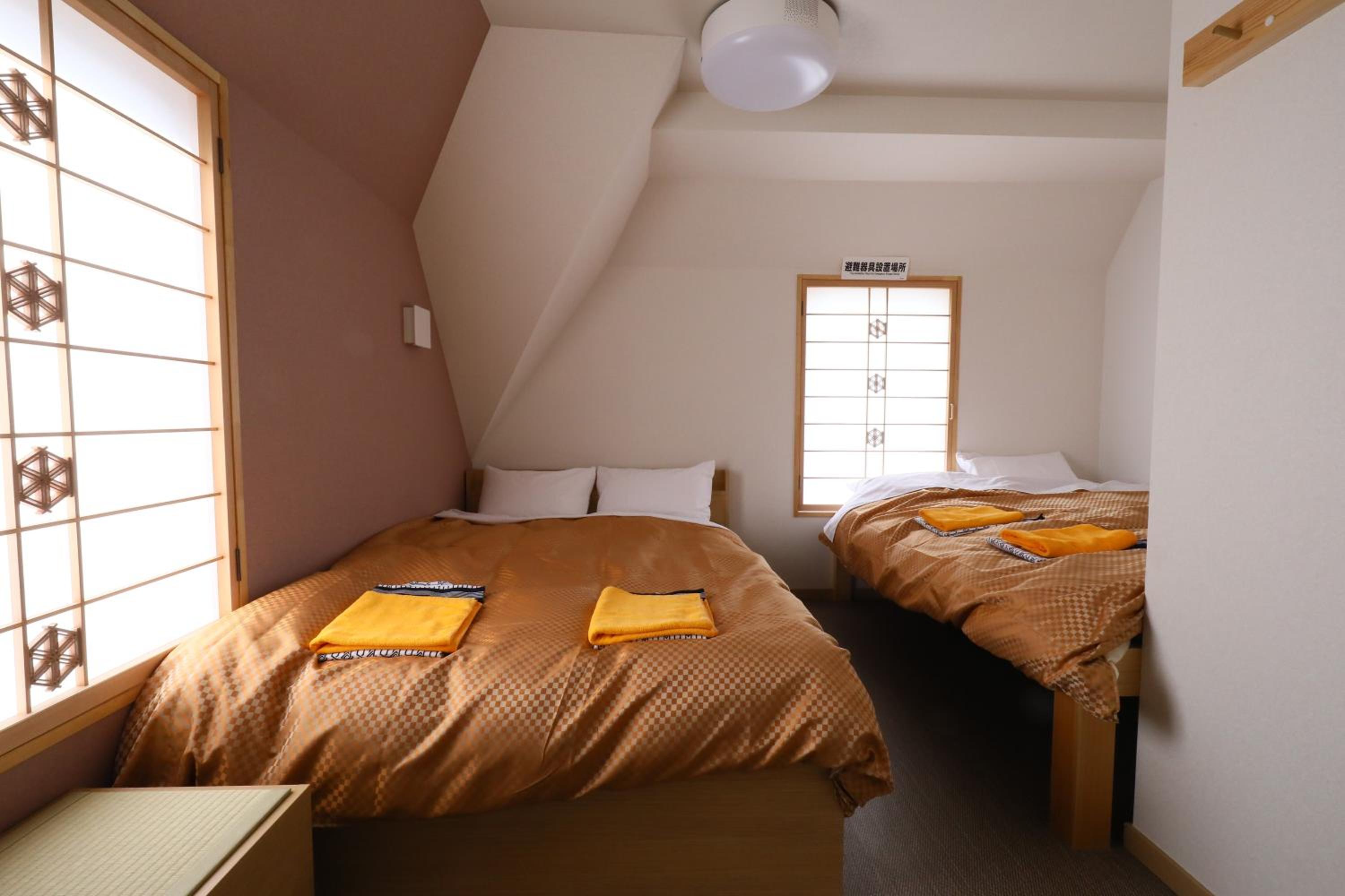 Qudruple Room - Non Smoking - Photo 5