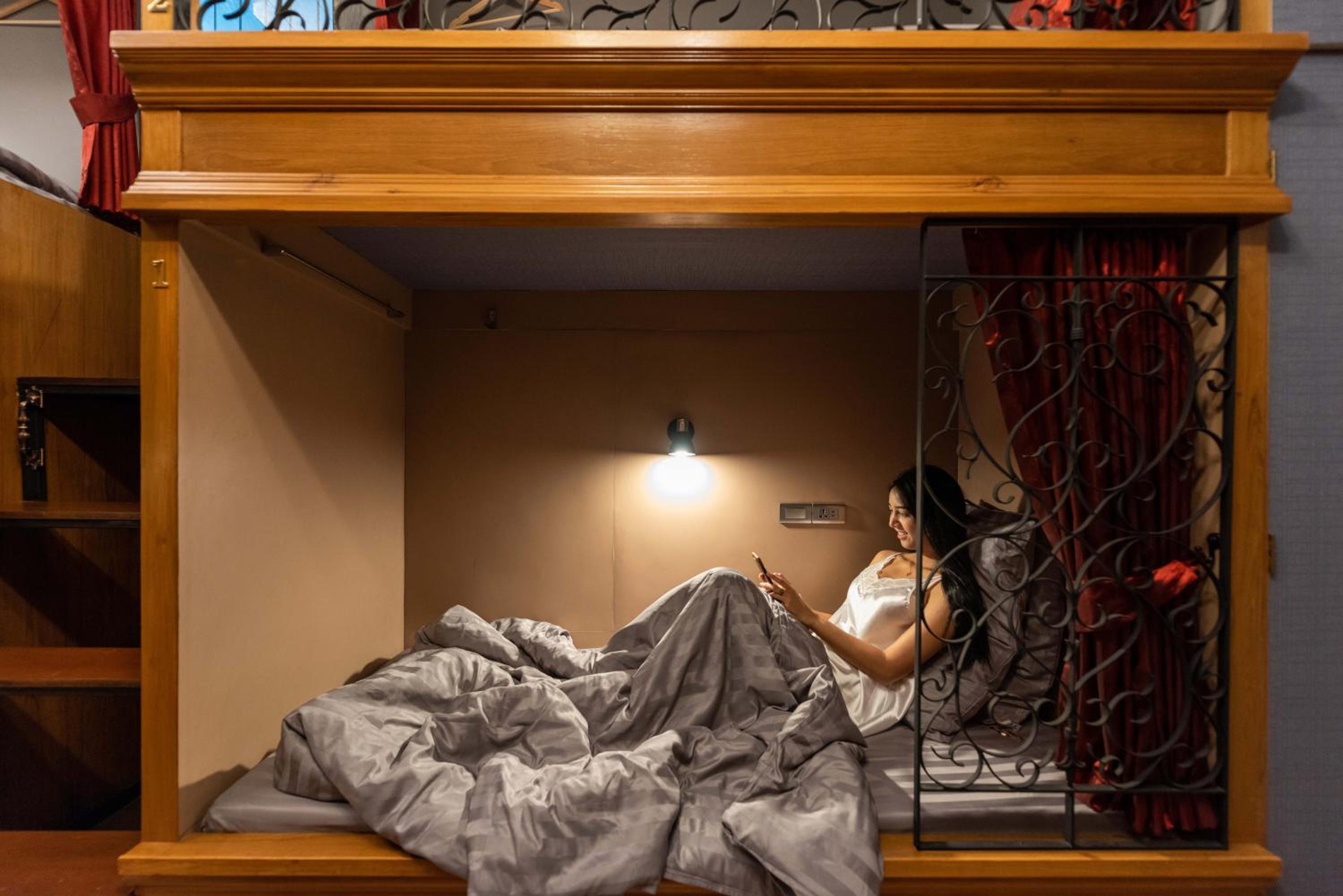 Bunk Bed in Female Dormitory Room   photo 2
