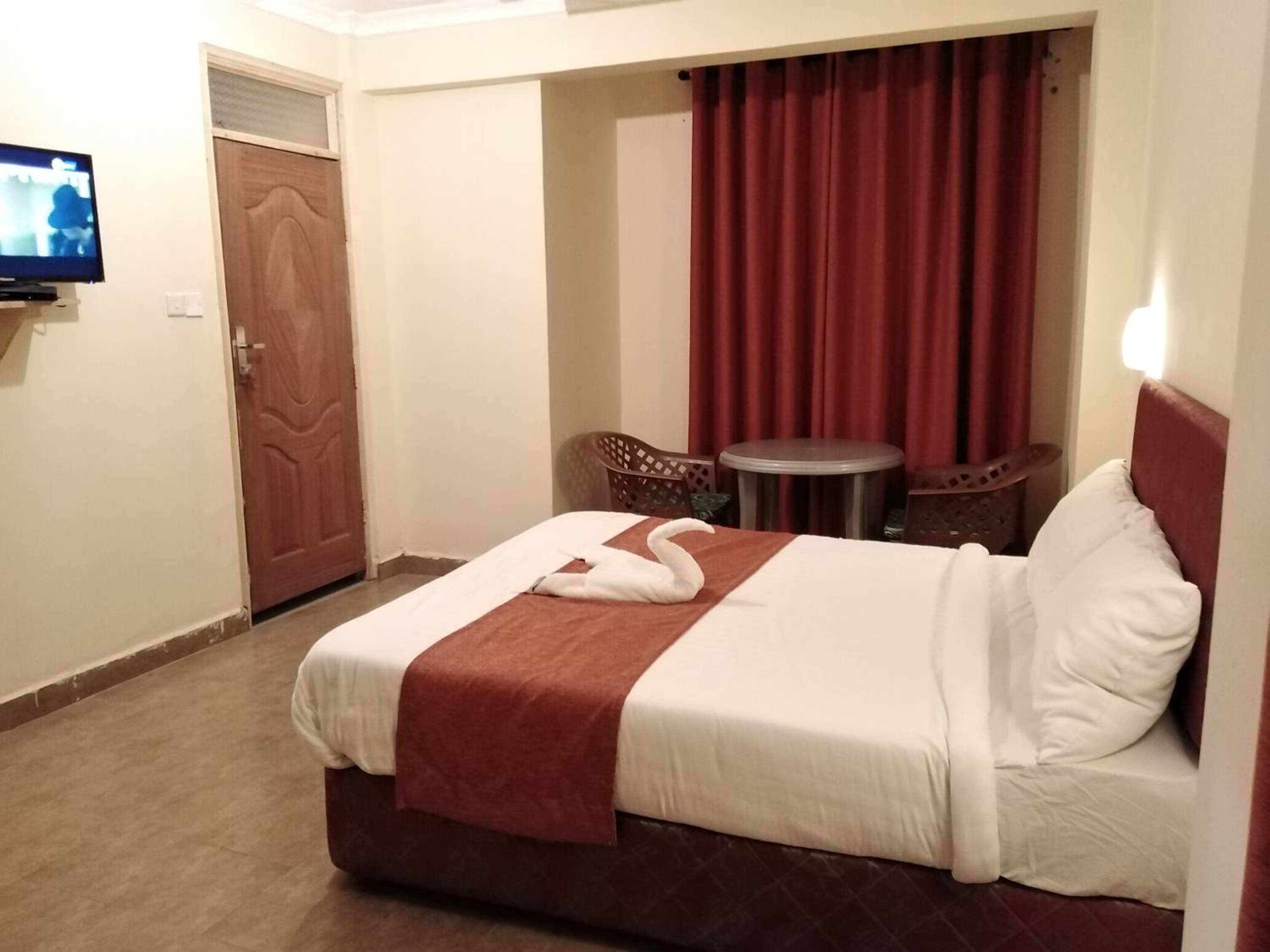 Deluxe Double Room With Balcony photo 2