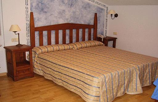 Double or Twin Room photo 2