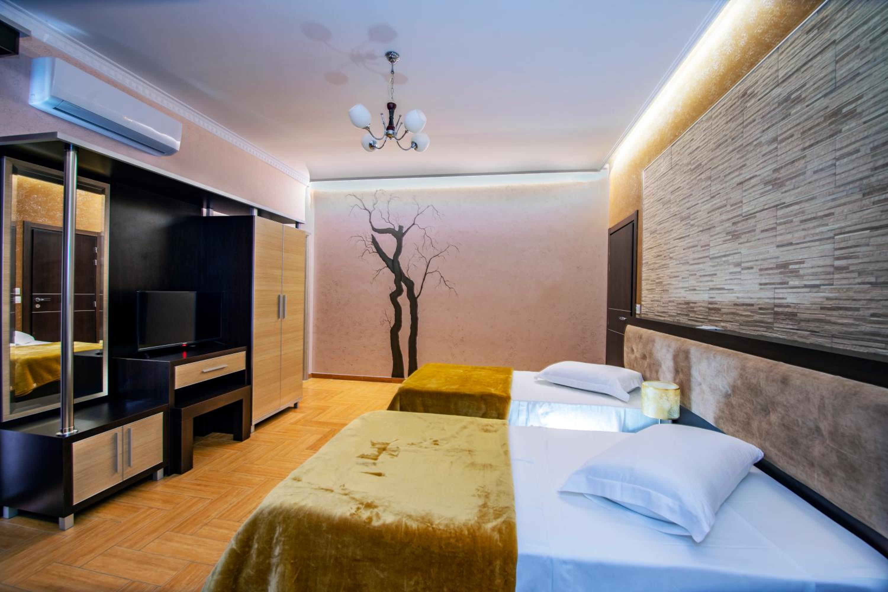 Deluxe Twin Room photo 3