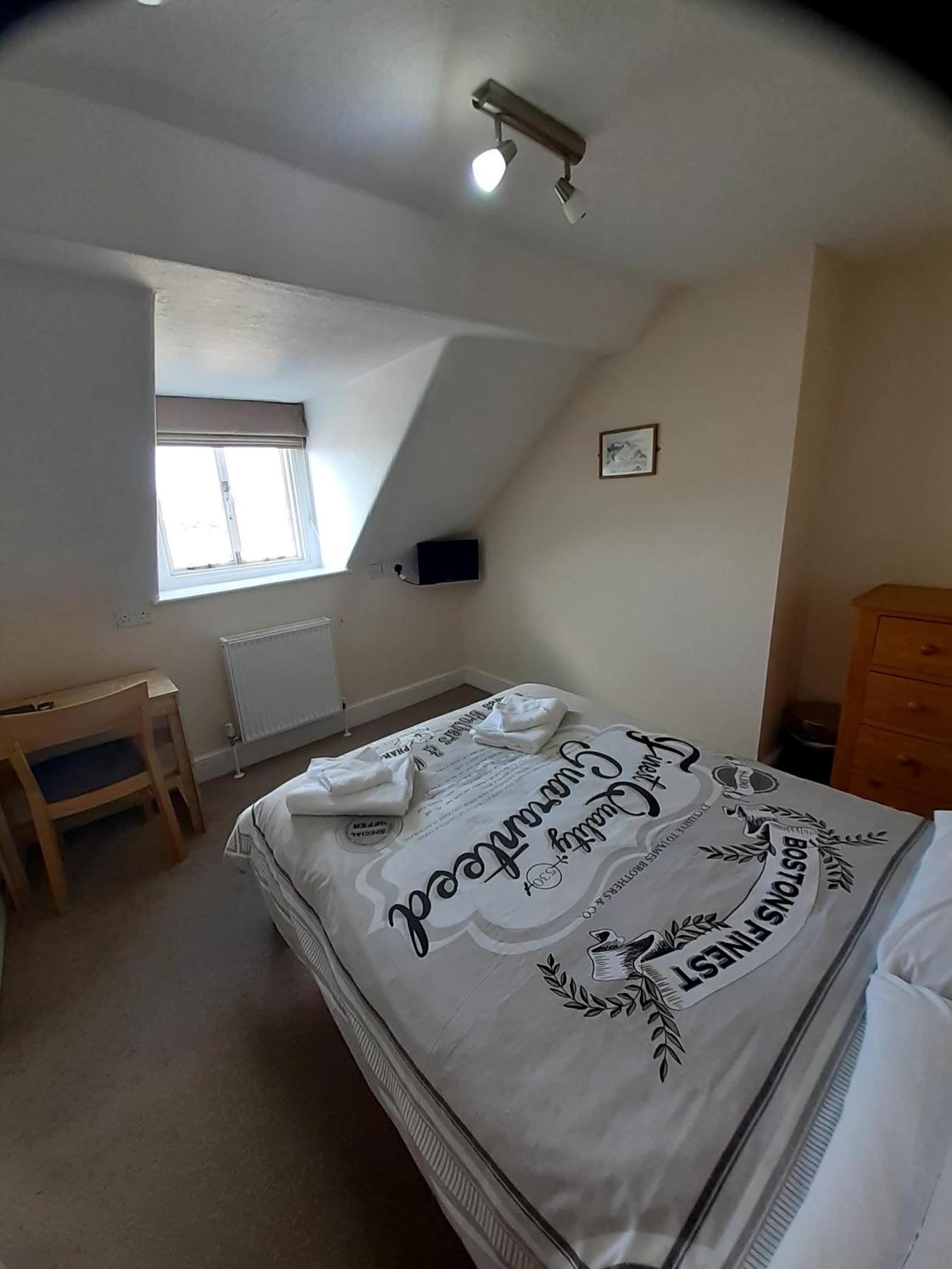 Double Attic Room - Stair access only