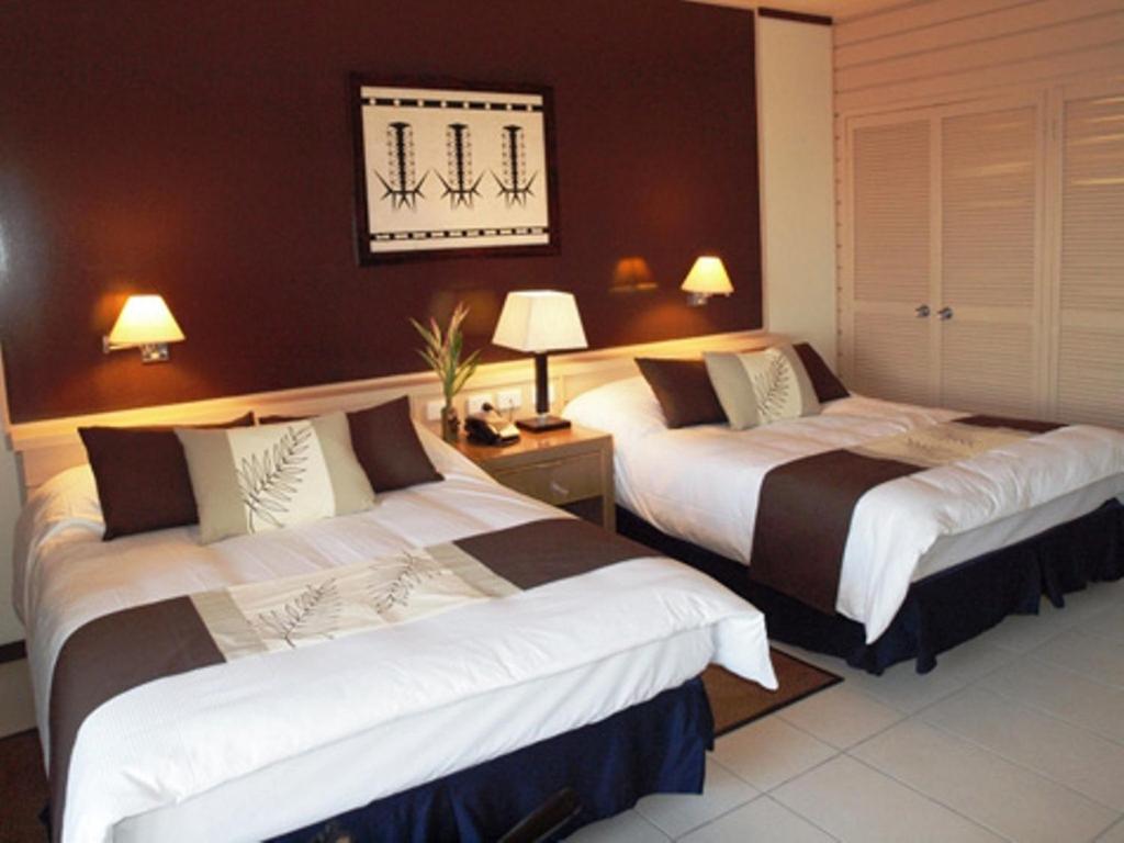 Junior One-Bedroom Suite photo 2
