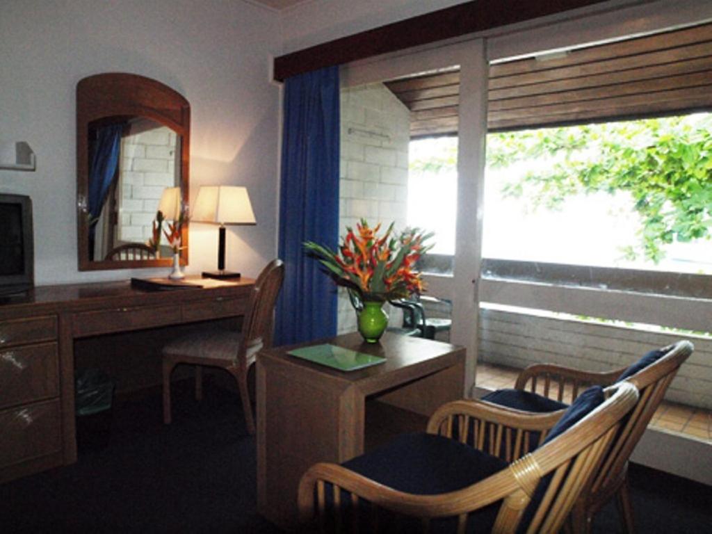 Standard Double or Twin Room with Sea View photo 2