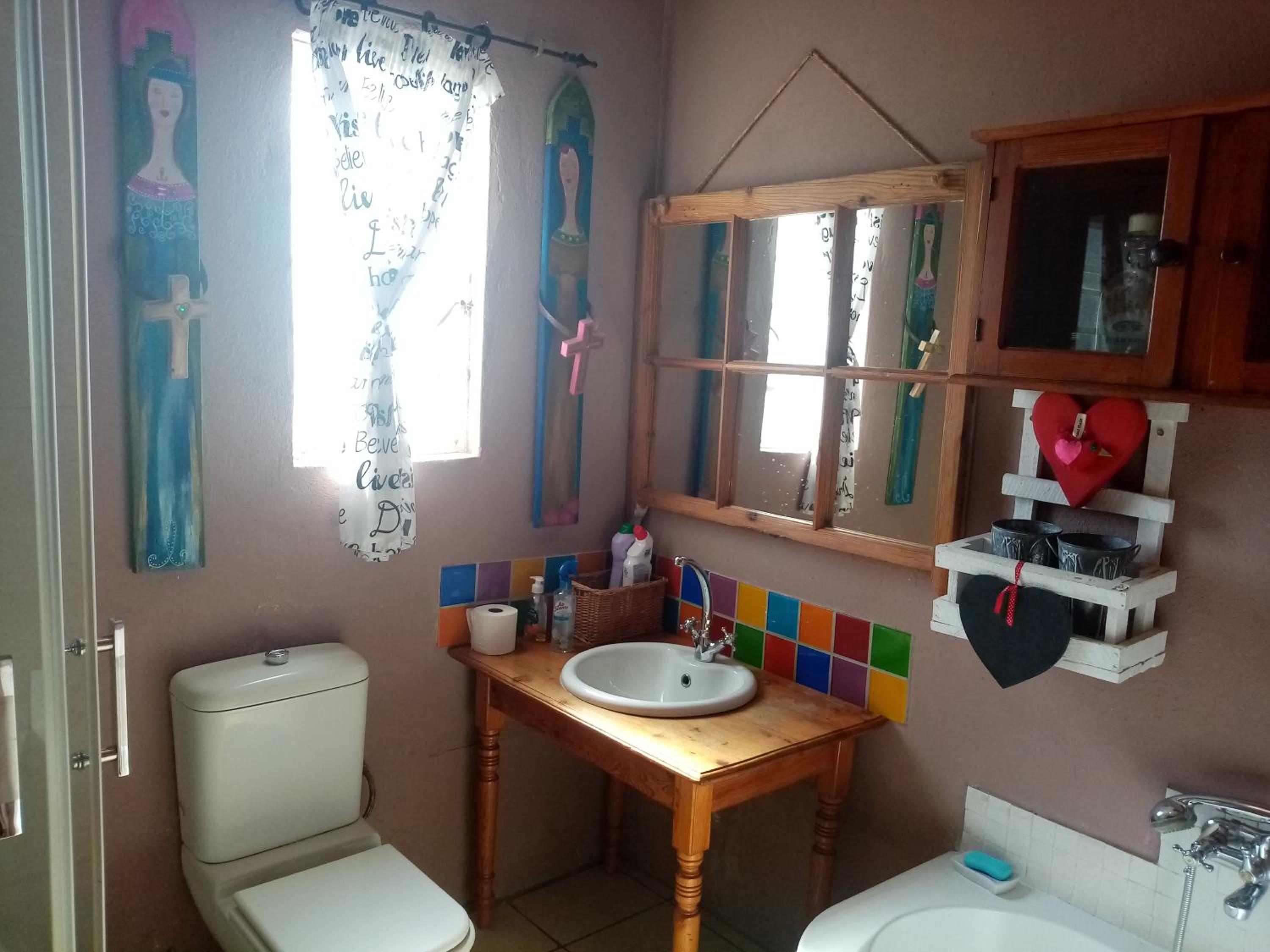Family Room with Bathroom - Photo 5