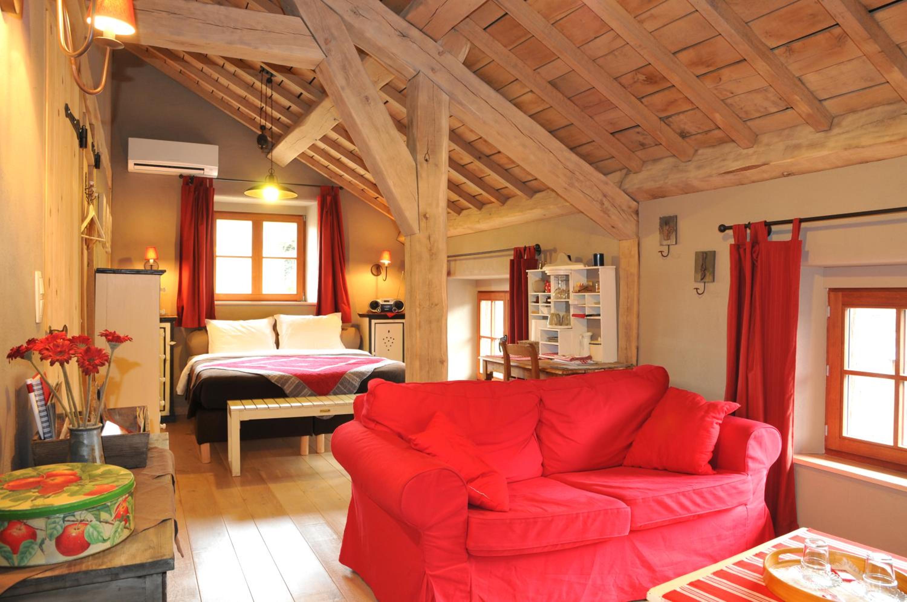 Large Double Room photo 2