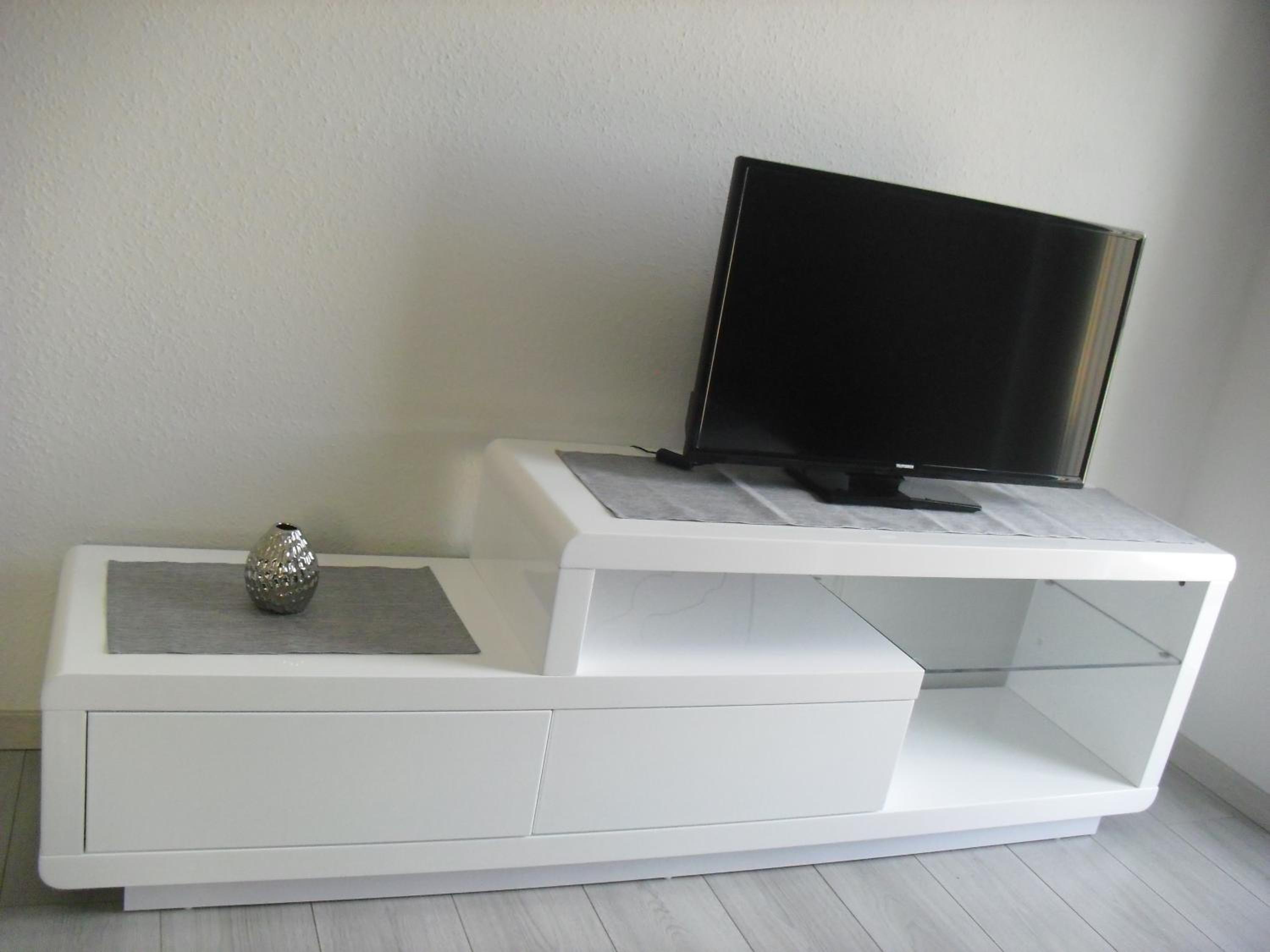 Apartment - Ground Floor photo 3