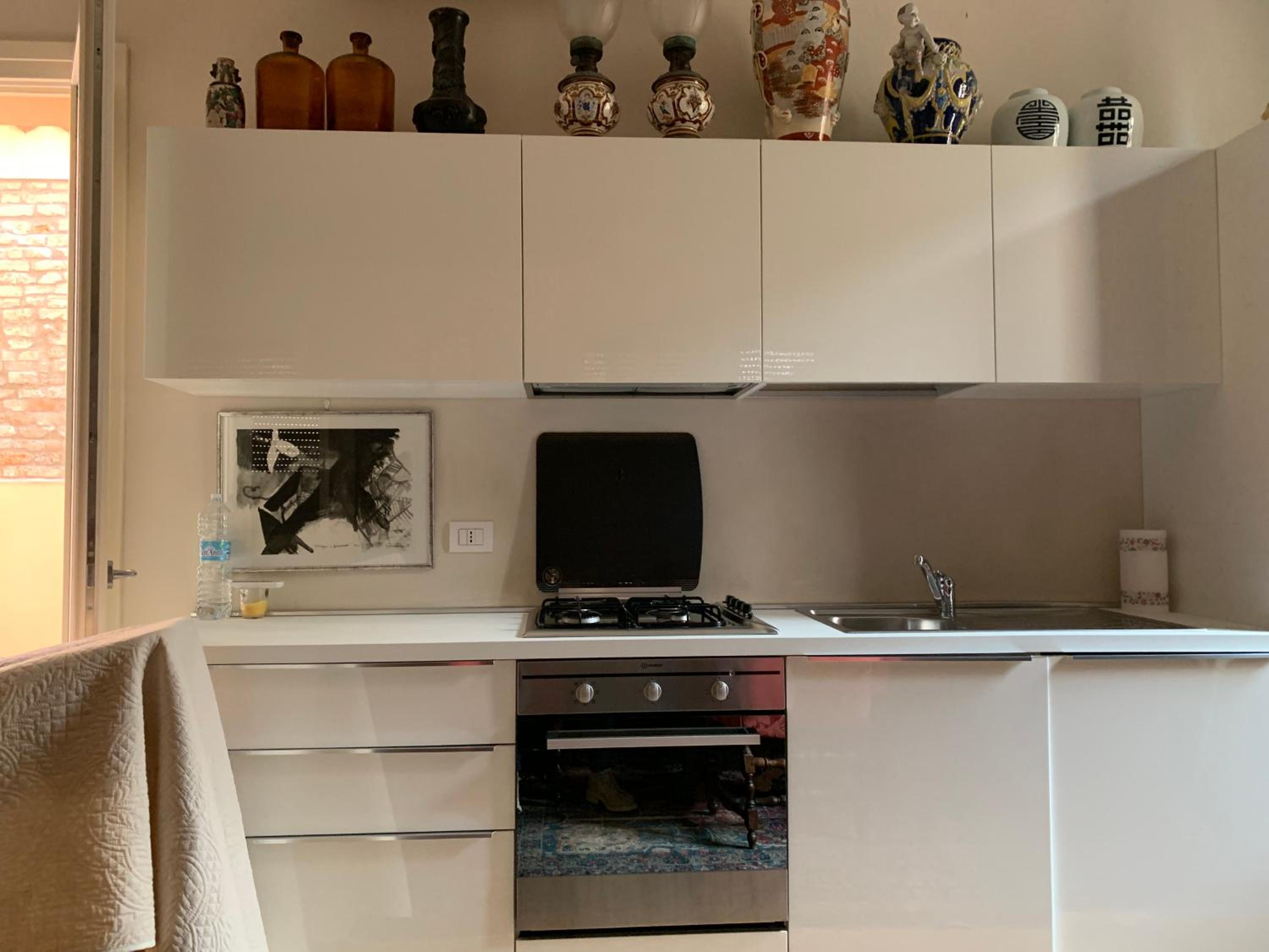 Two-Bedroom House - Photo 3