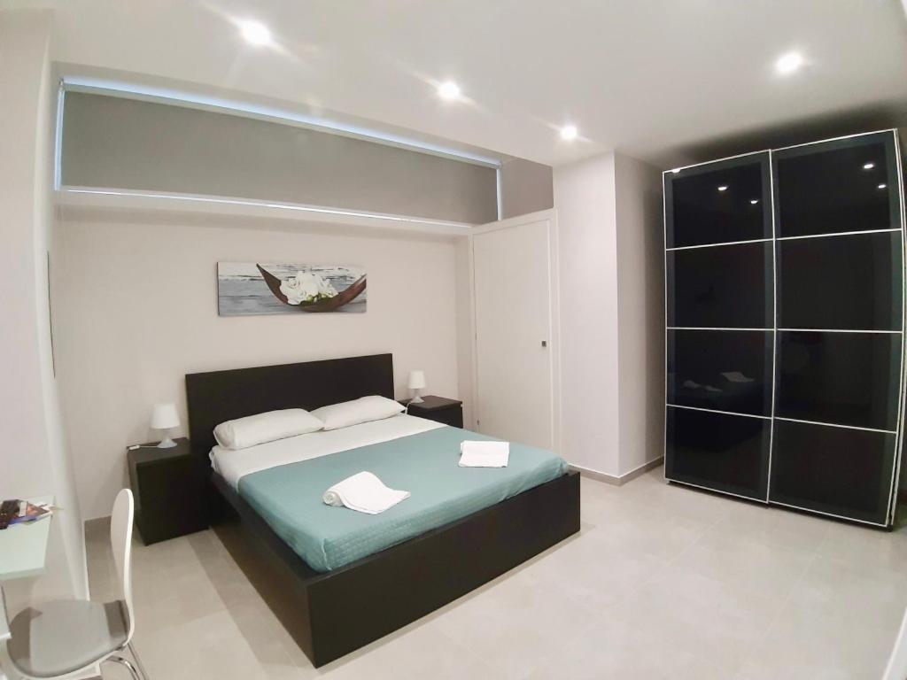 One-Bedroom House photo 1