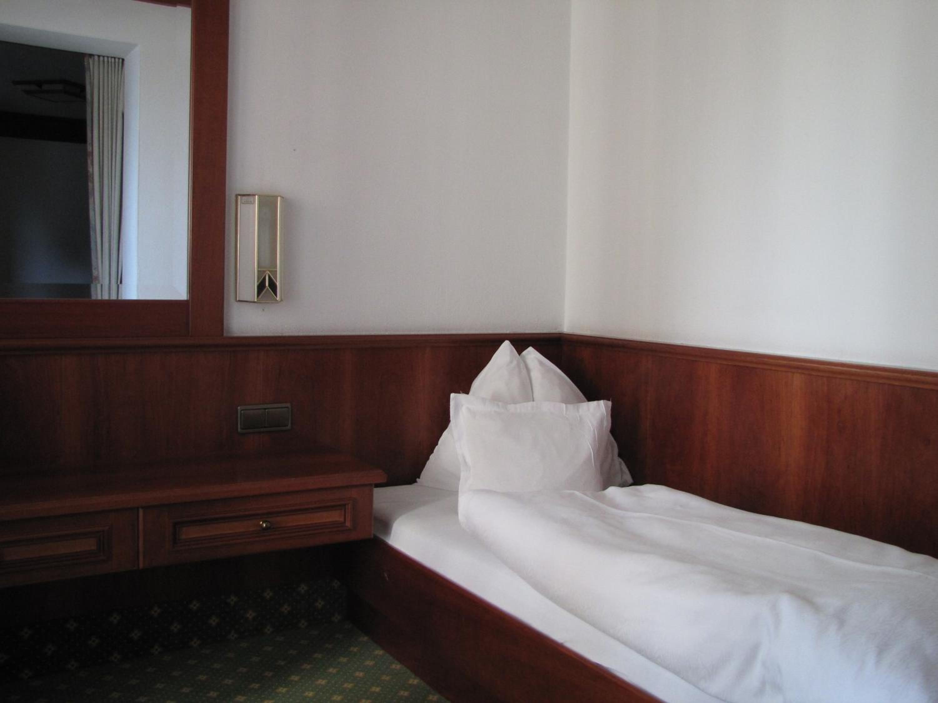 Triple Room - Photo 8