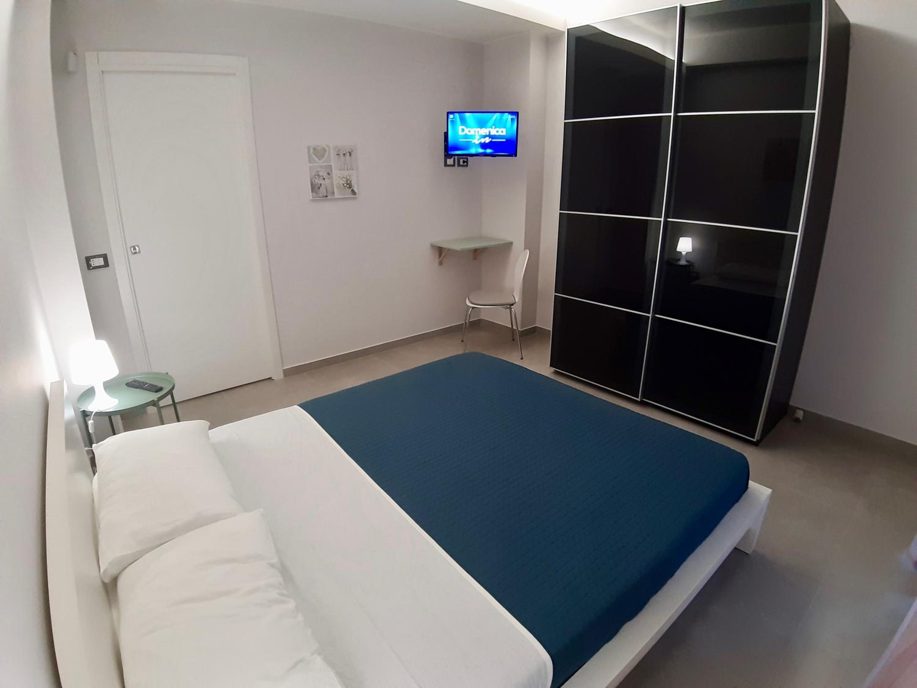 One-Bedroom House photo 1