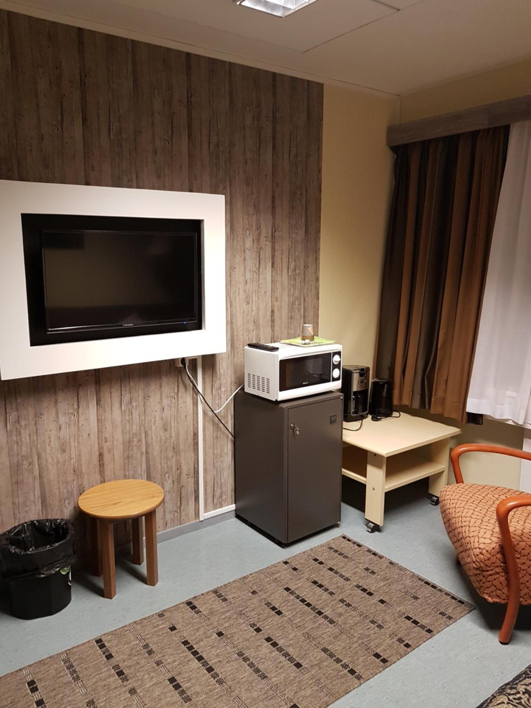 Standard Single Room with Shared Bathroom photo 2