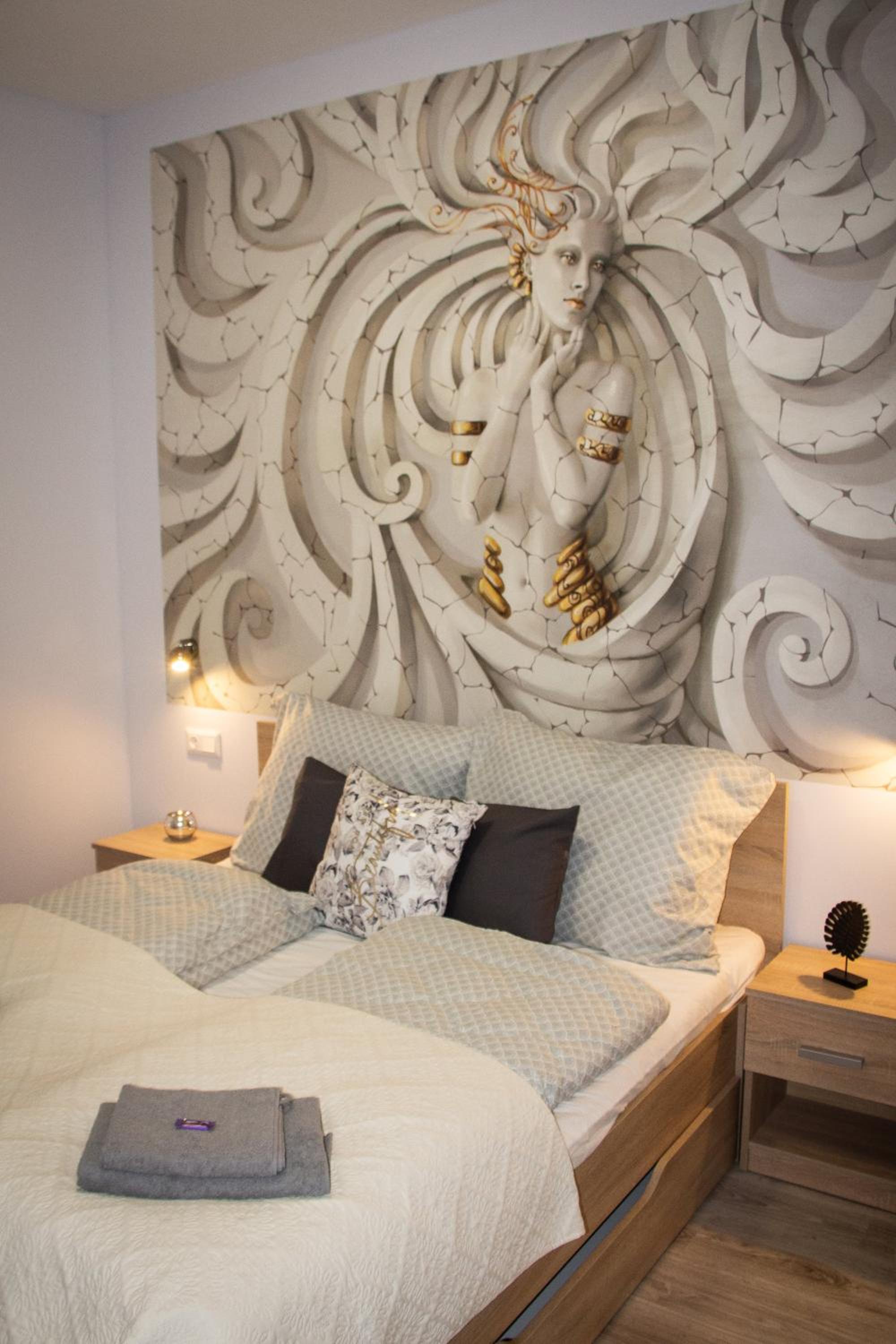 Studio Apartment - Photo 15