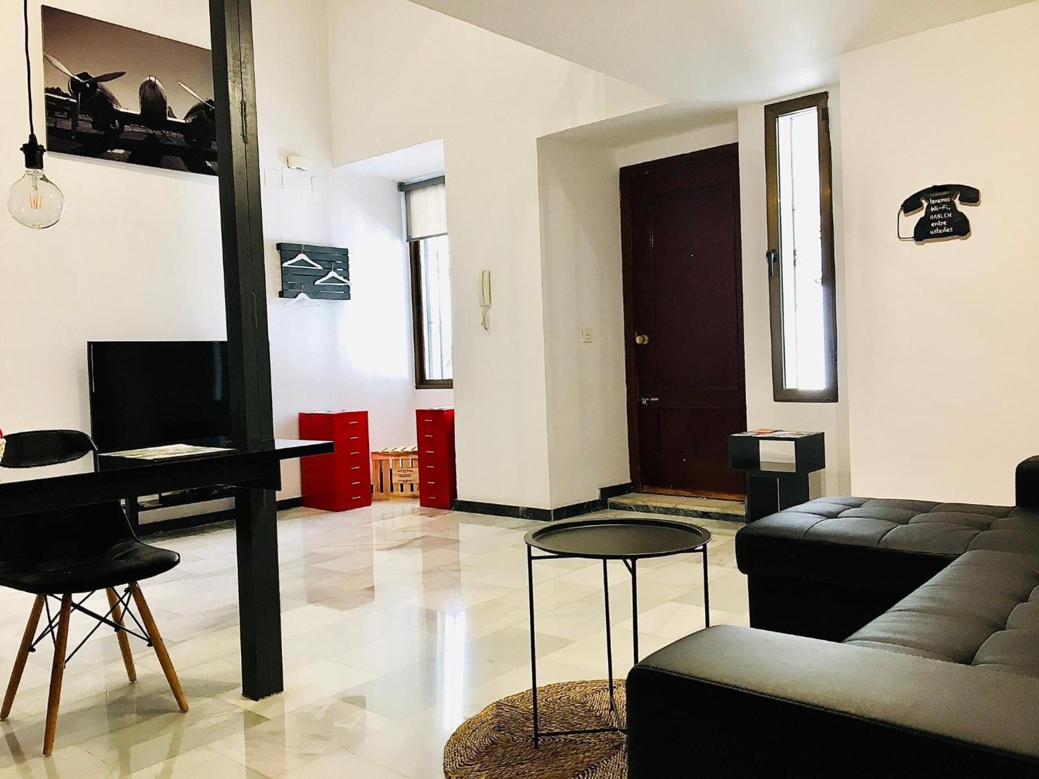 One-Bedroom Apartment - Photo 45