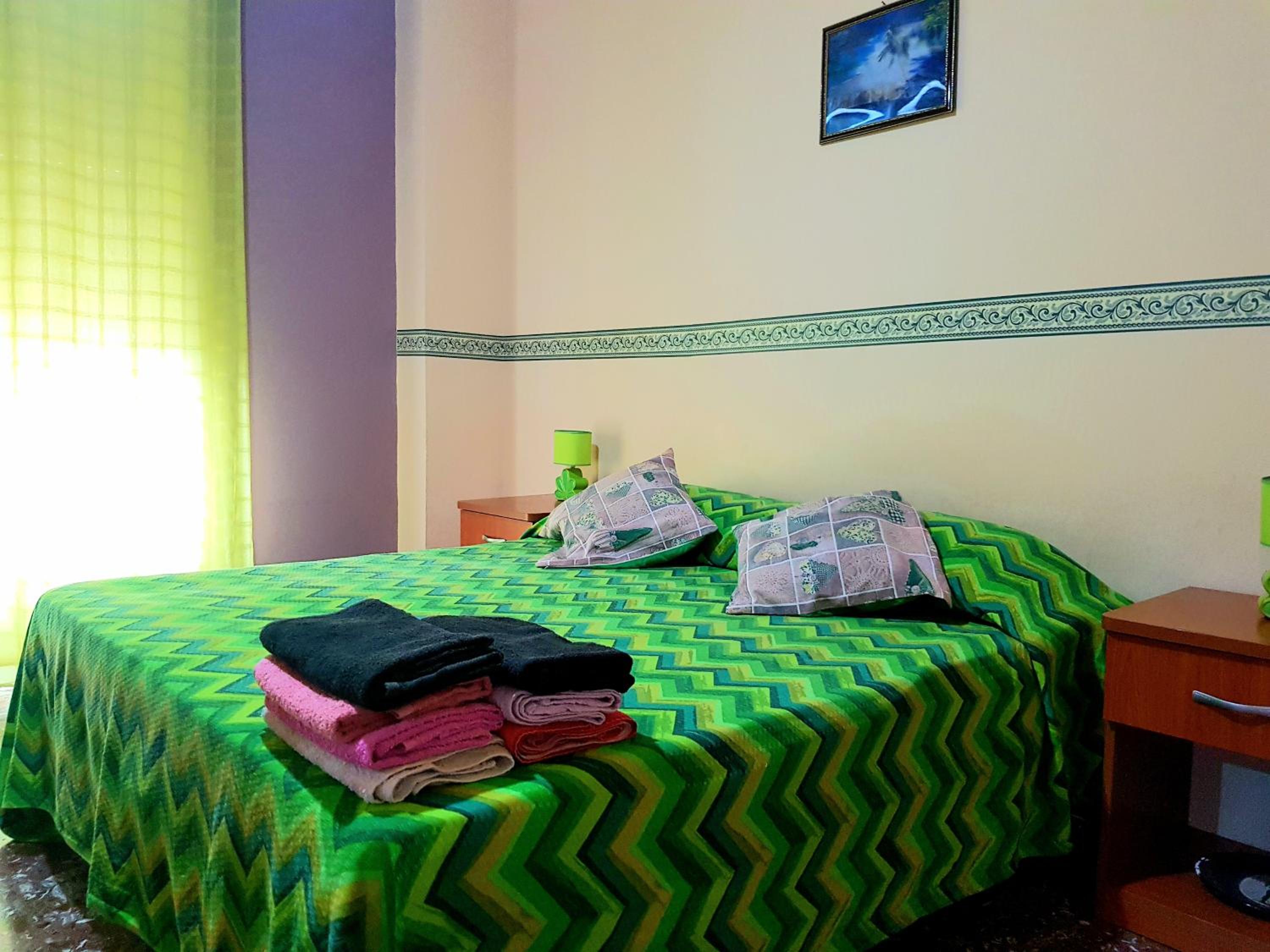 King Room with Balcony - Photo 42
