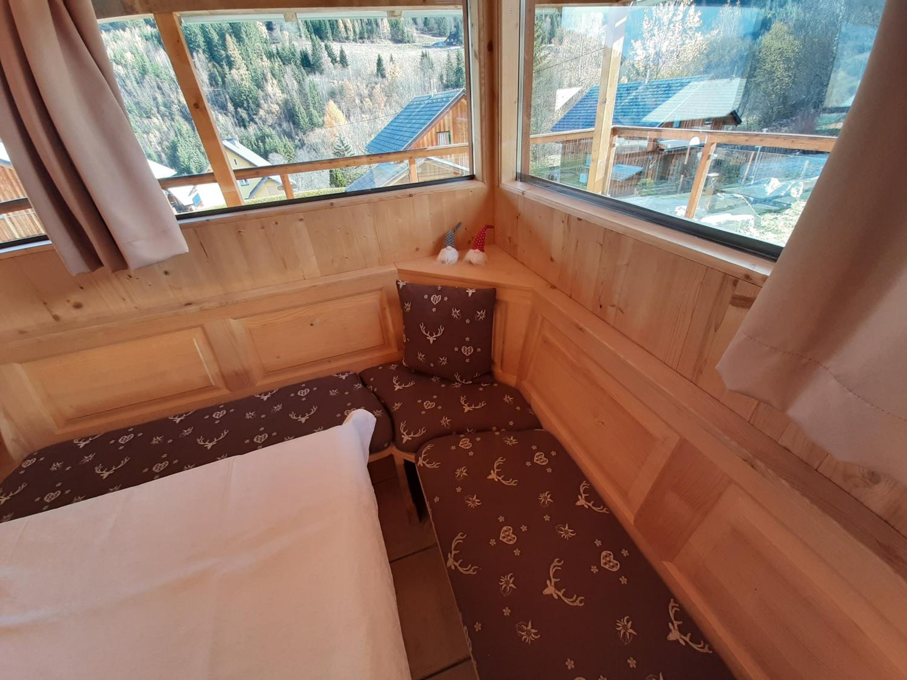Three-Bedroom Chalet photo 1