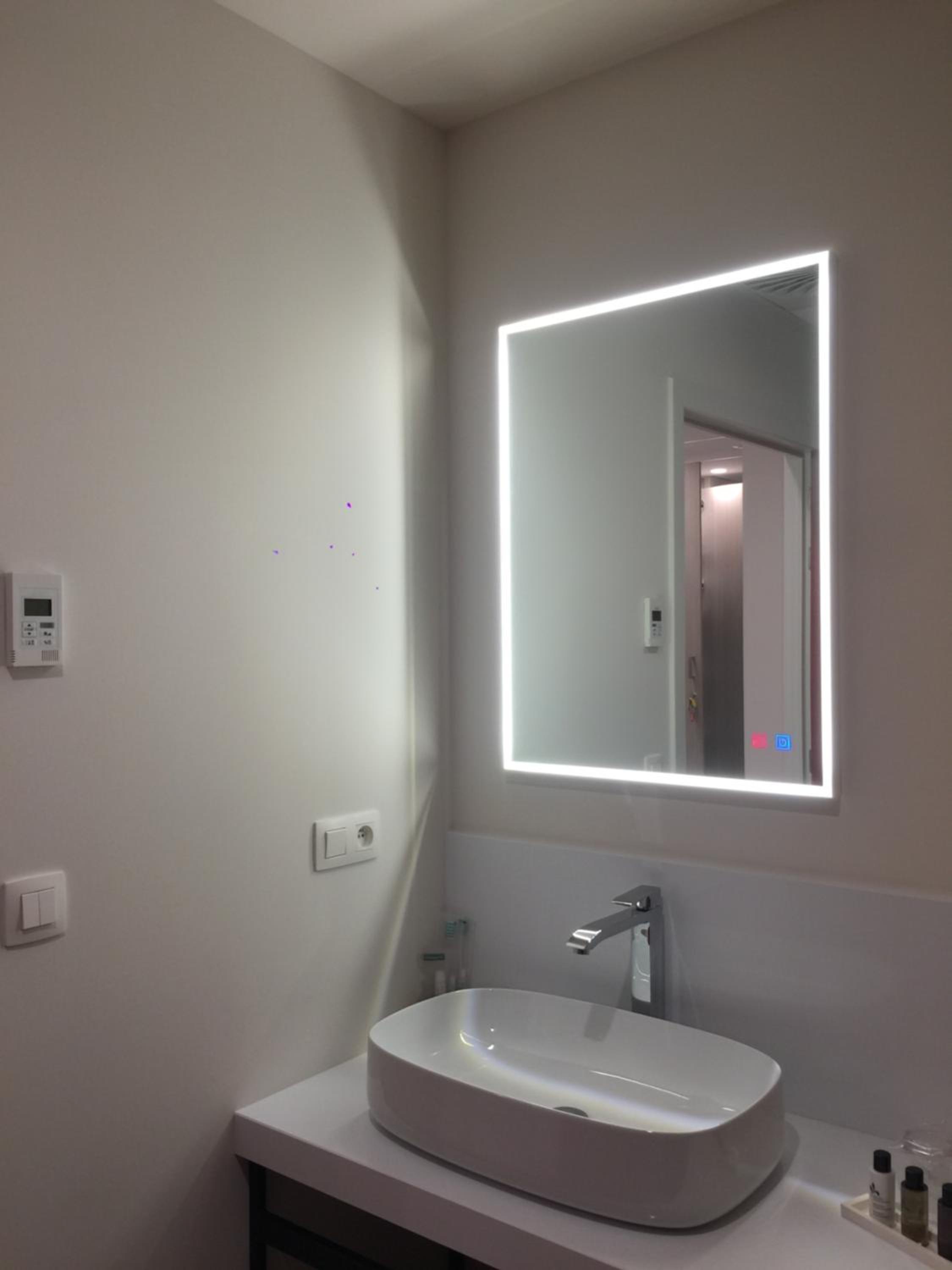 Double Room with Balcony - Photo 13