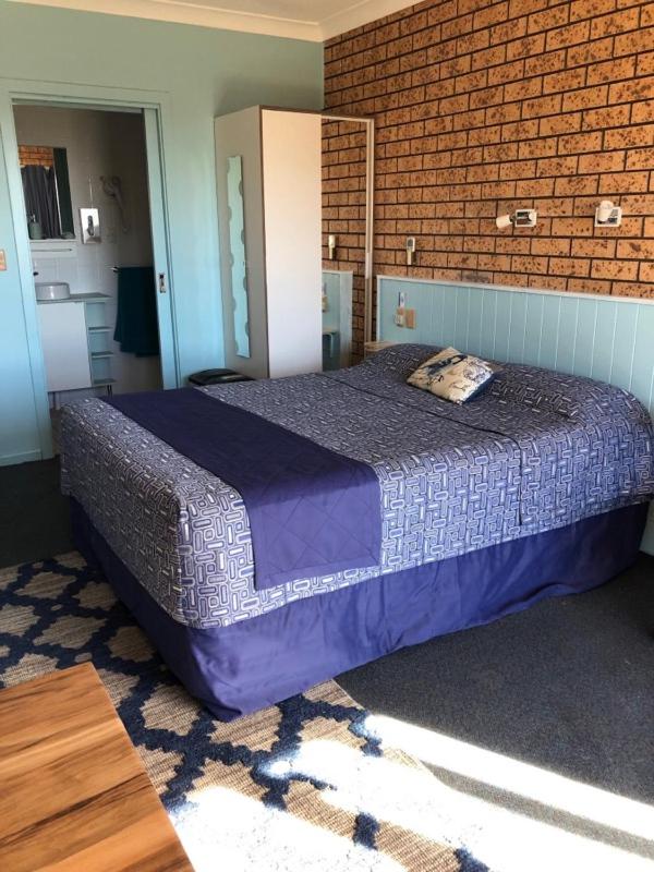 Standard Queen Room - Photo 1