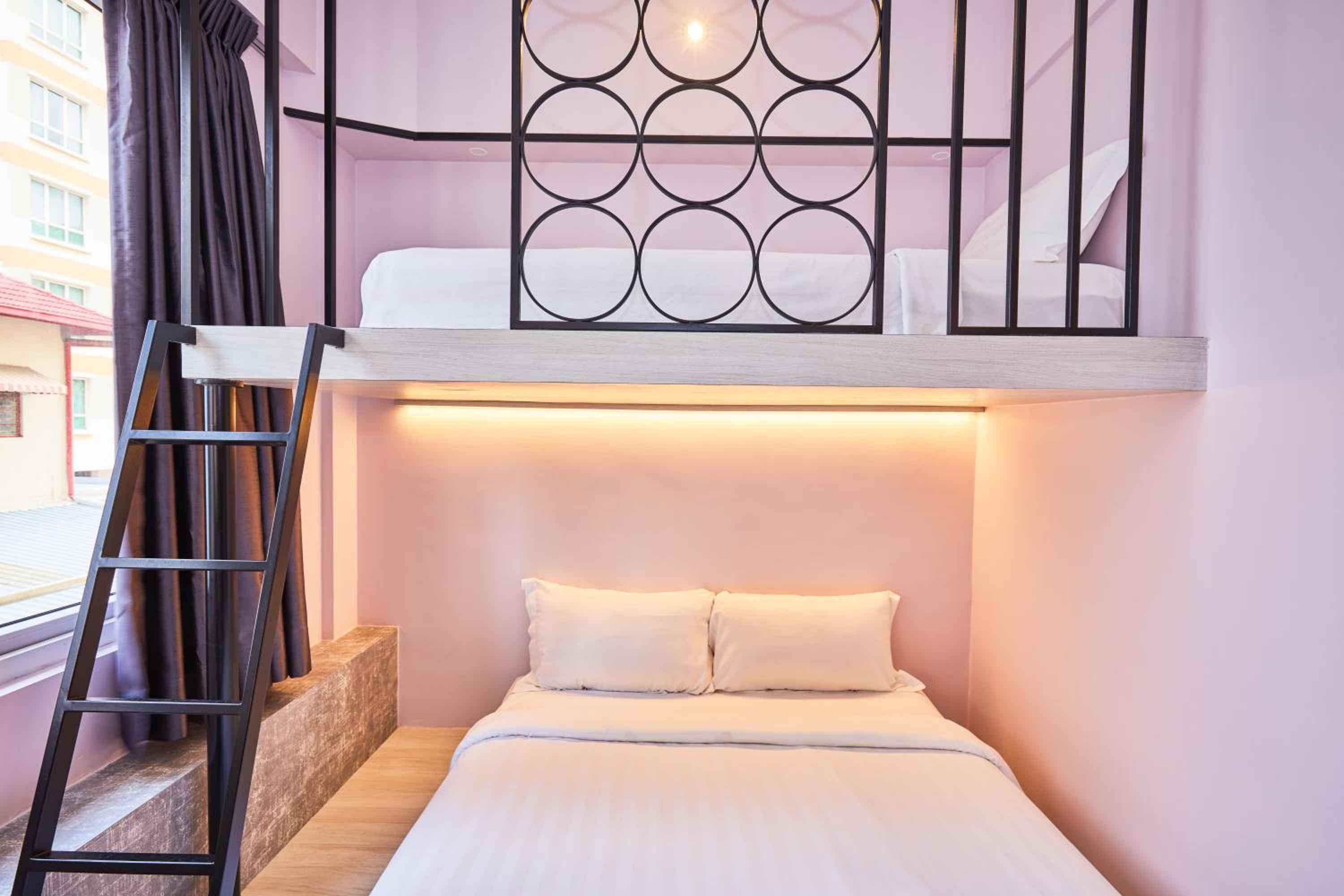 Deluxe Triple Room photo 3