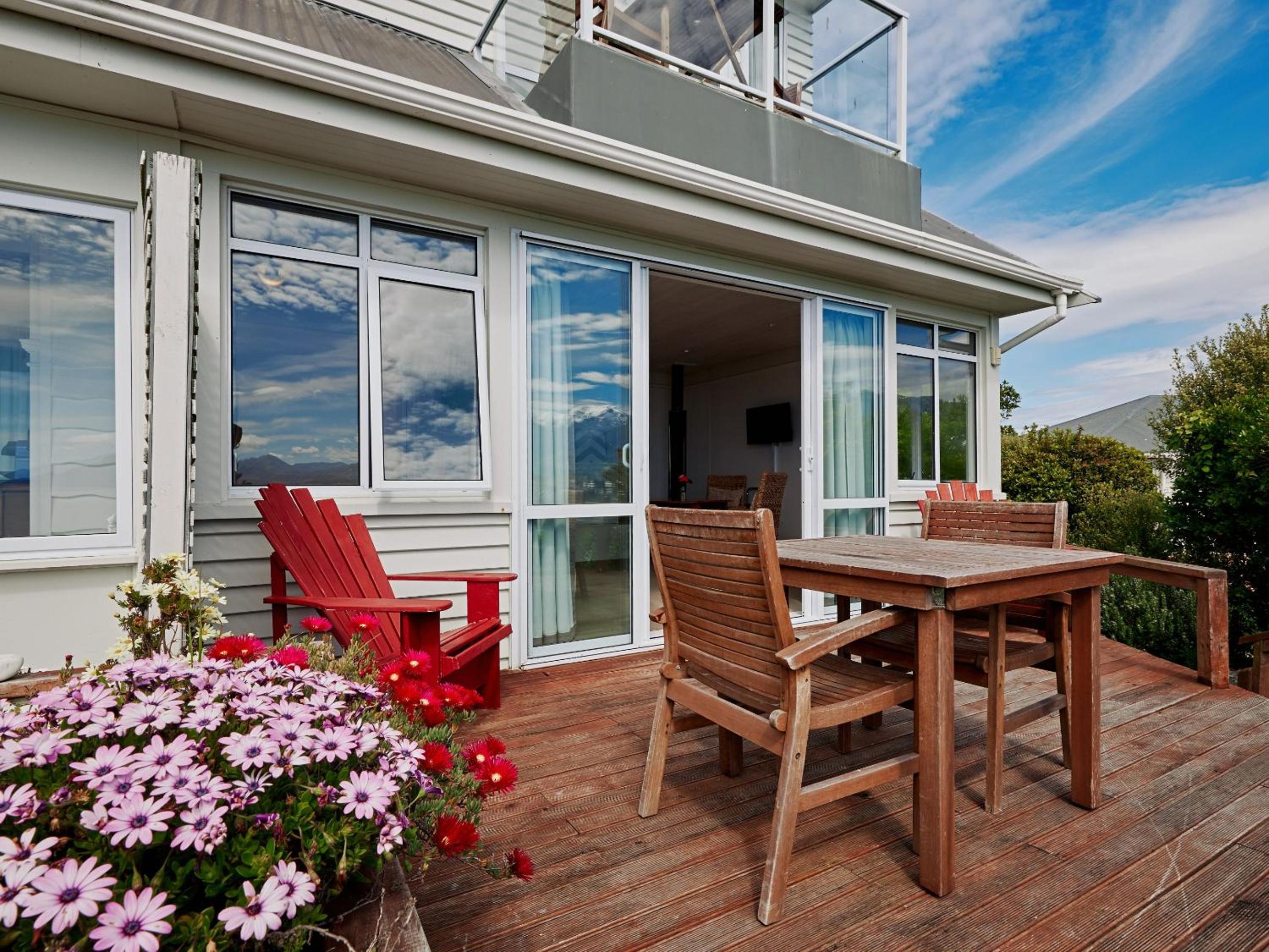 Studio with Ocean View - Photo 3