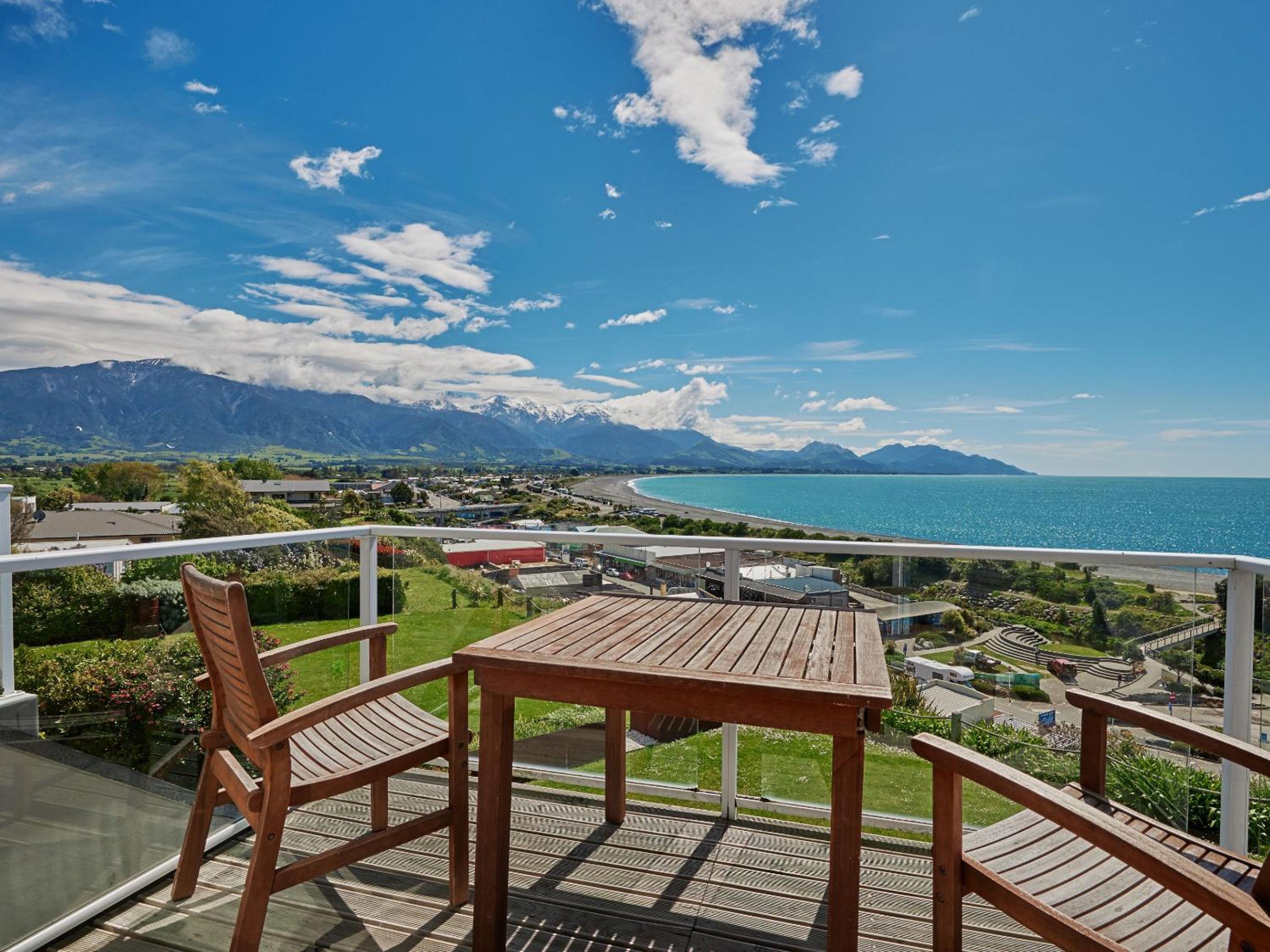 Suite with Sea View - Photo 9