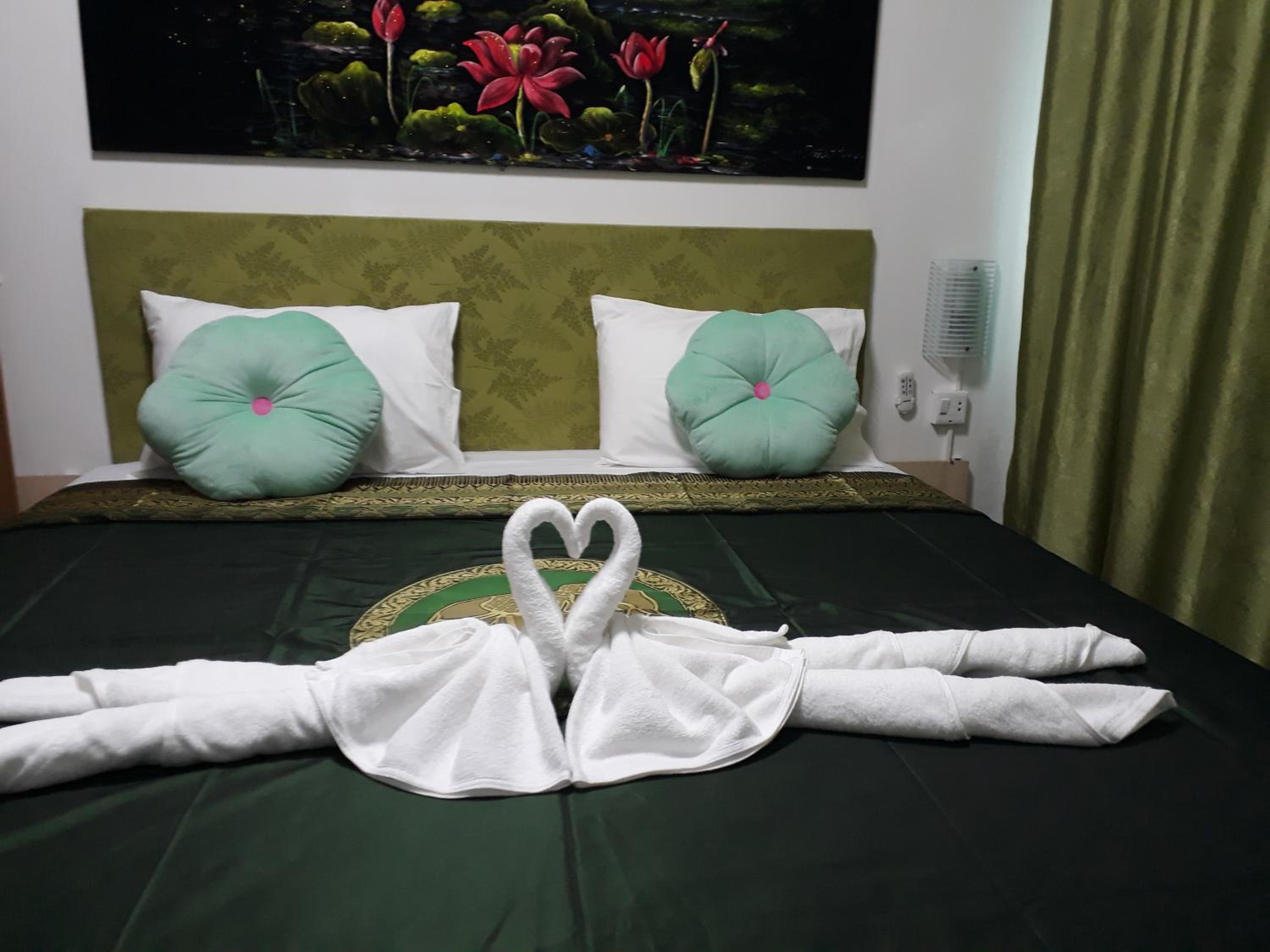 Small Double Room - Photo 6