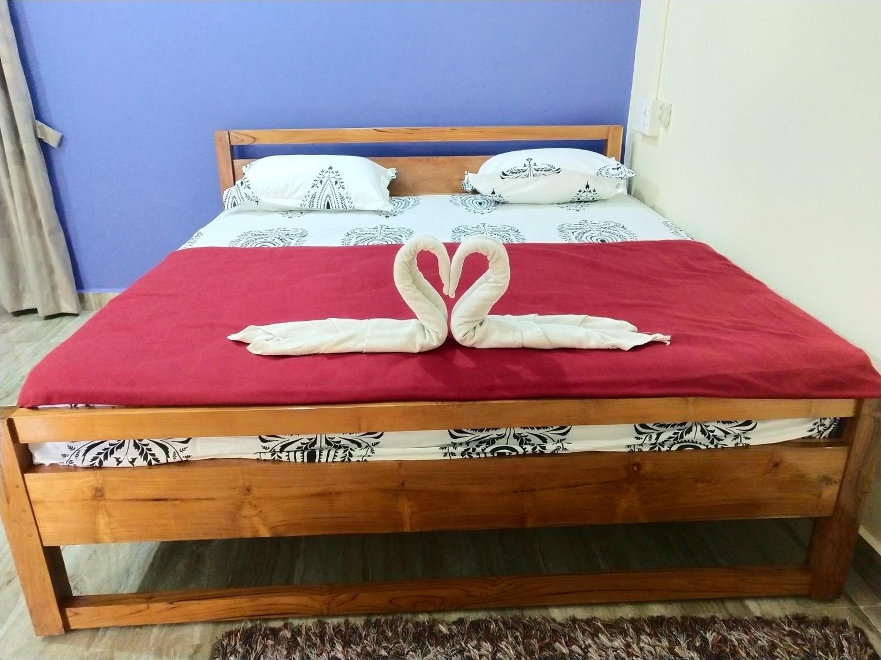 Deluxe Room - Photo 13