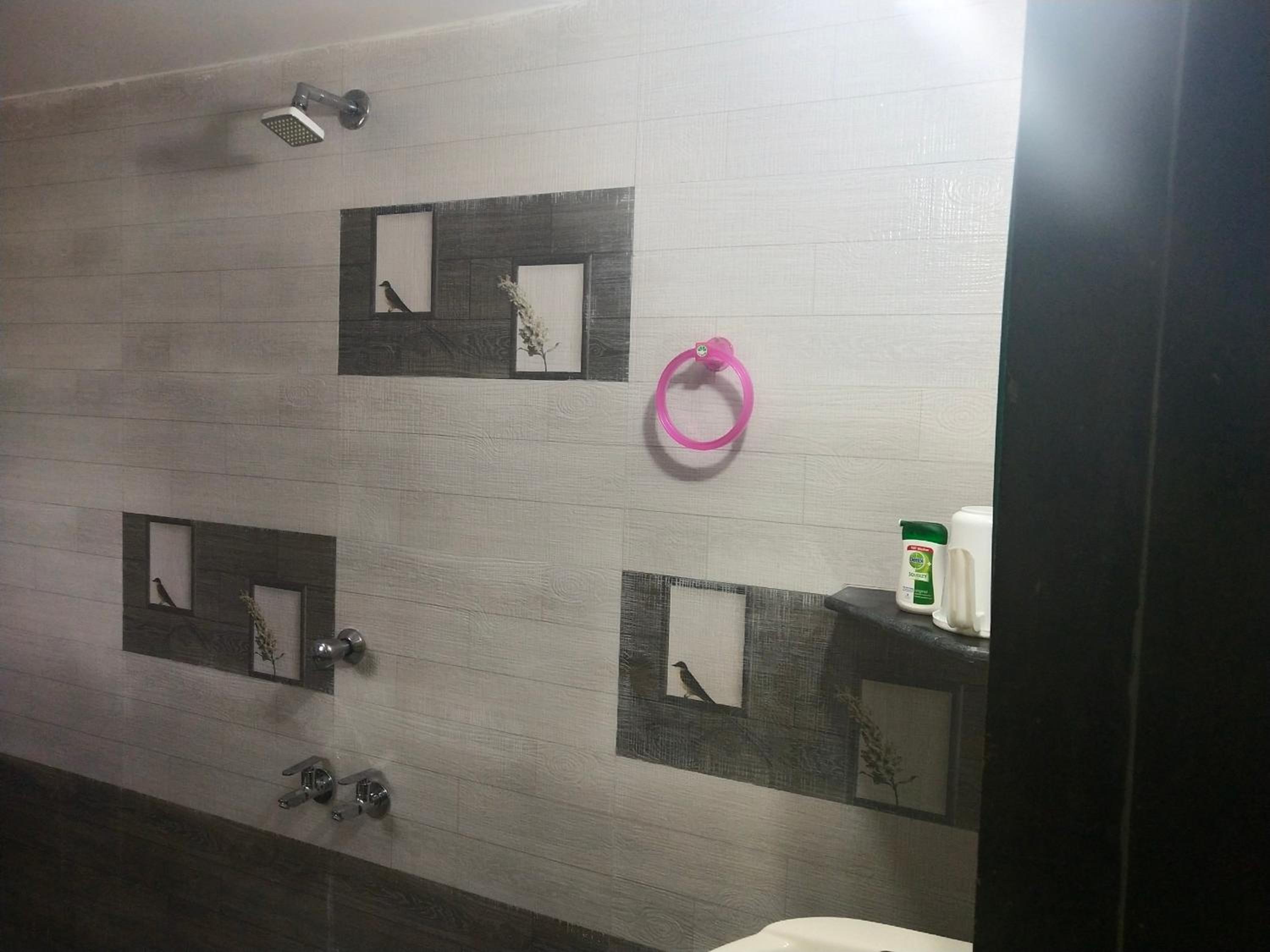 Deluxe Room - Photo 2