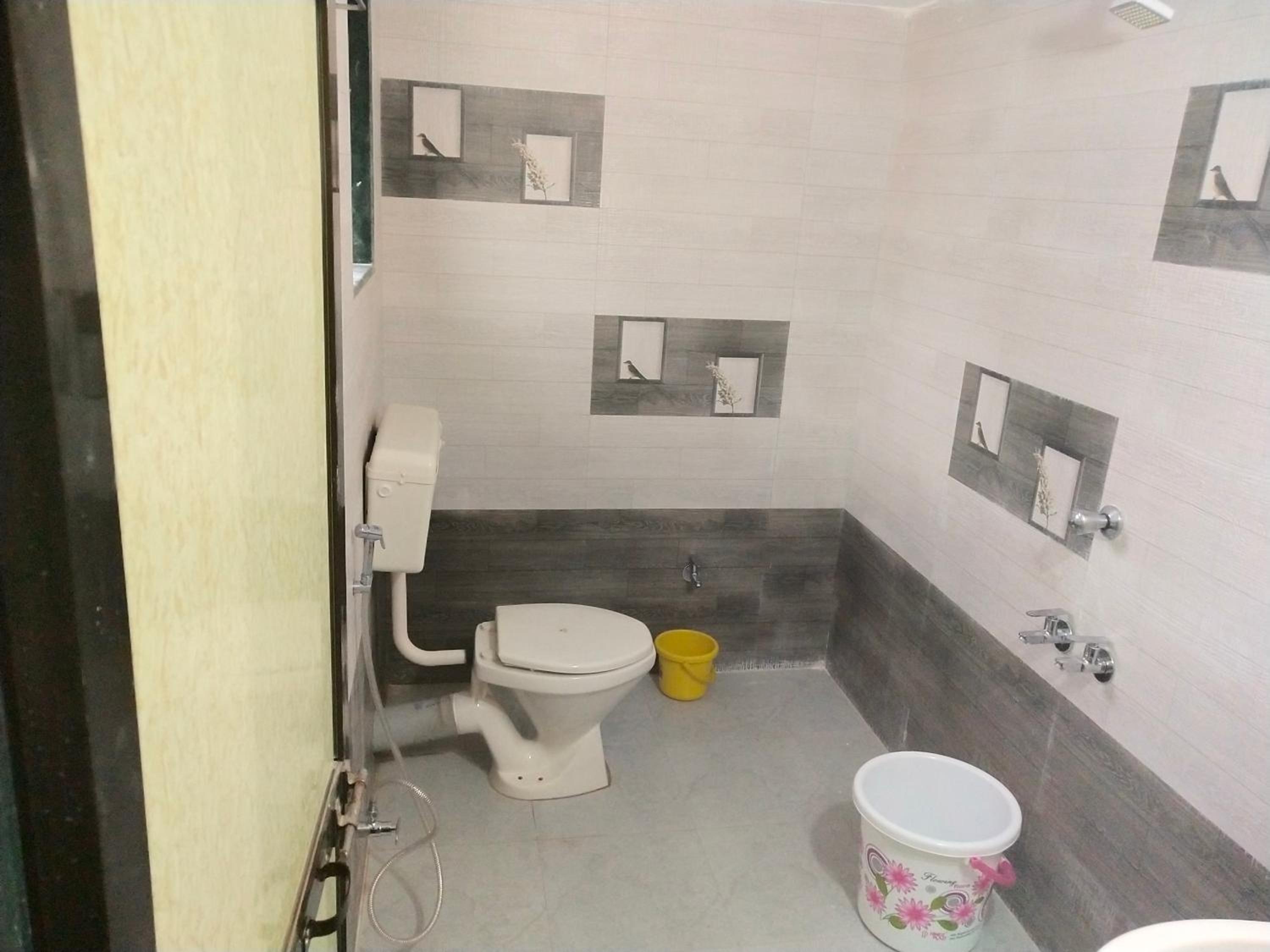Deluxe Room - Photo 6