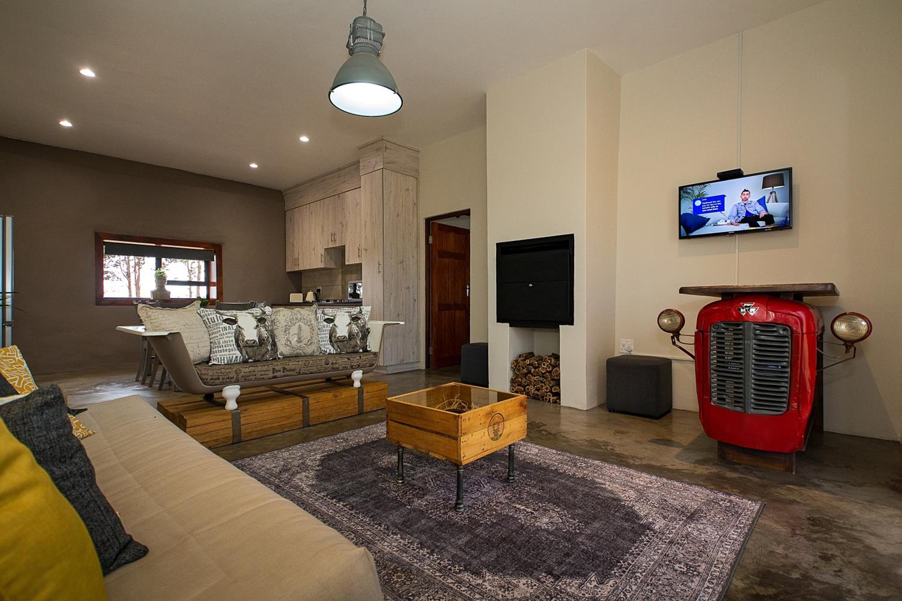 Two-Bedroom Villa - Photo 9