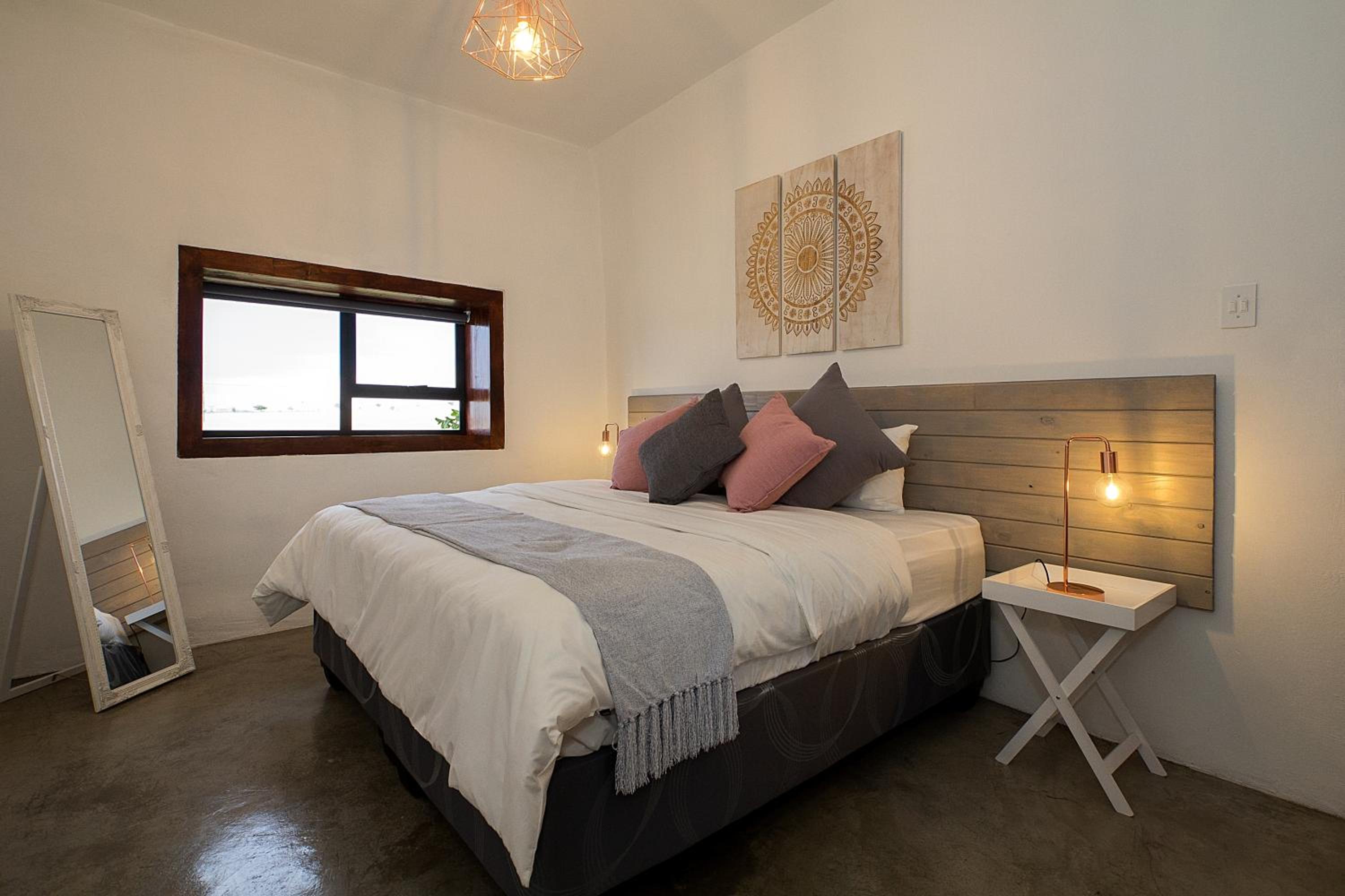 Two-Bedroom Villa - Photo 24