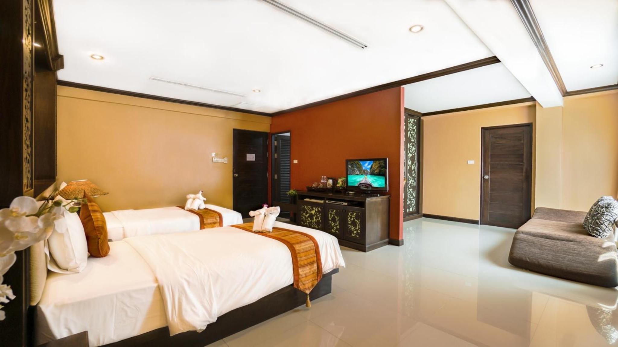 Grand Superior Double or Twin Room - Photo 9