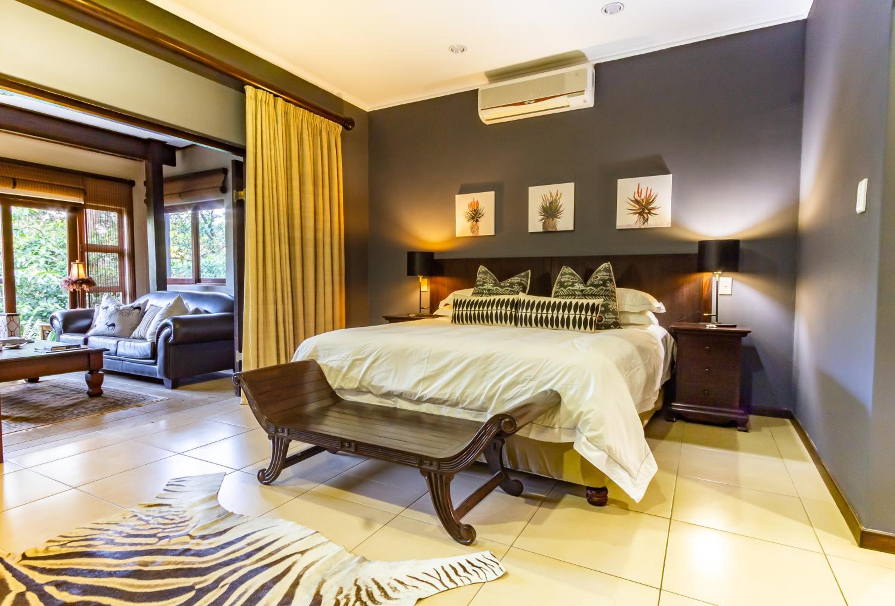 Deluxe Family Suite (2 Adults + 2 Children) photo 3