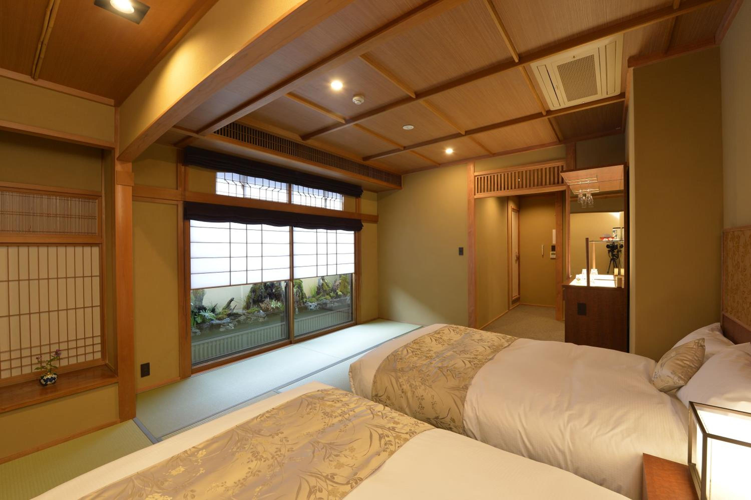 Superior Twin Room with Garden View photo 2