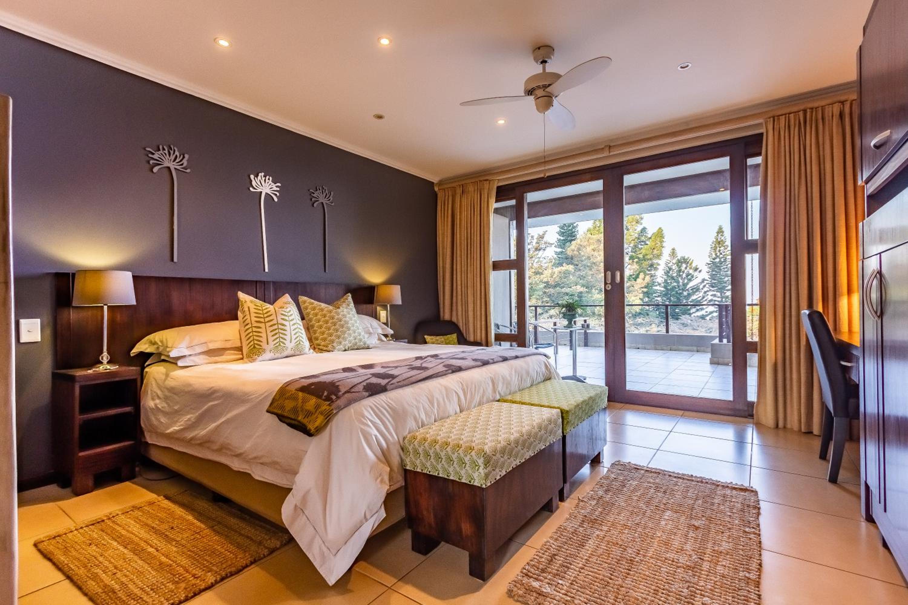 Deluxe Double or Twin Room with Sea View photo 2