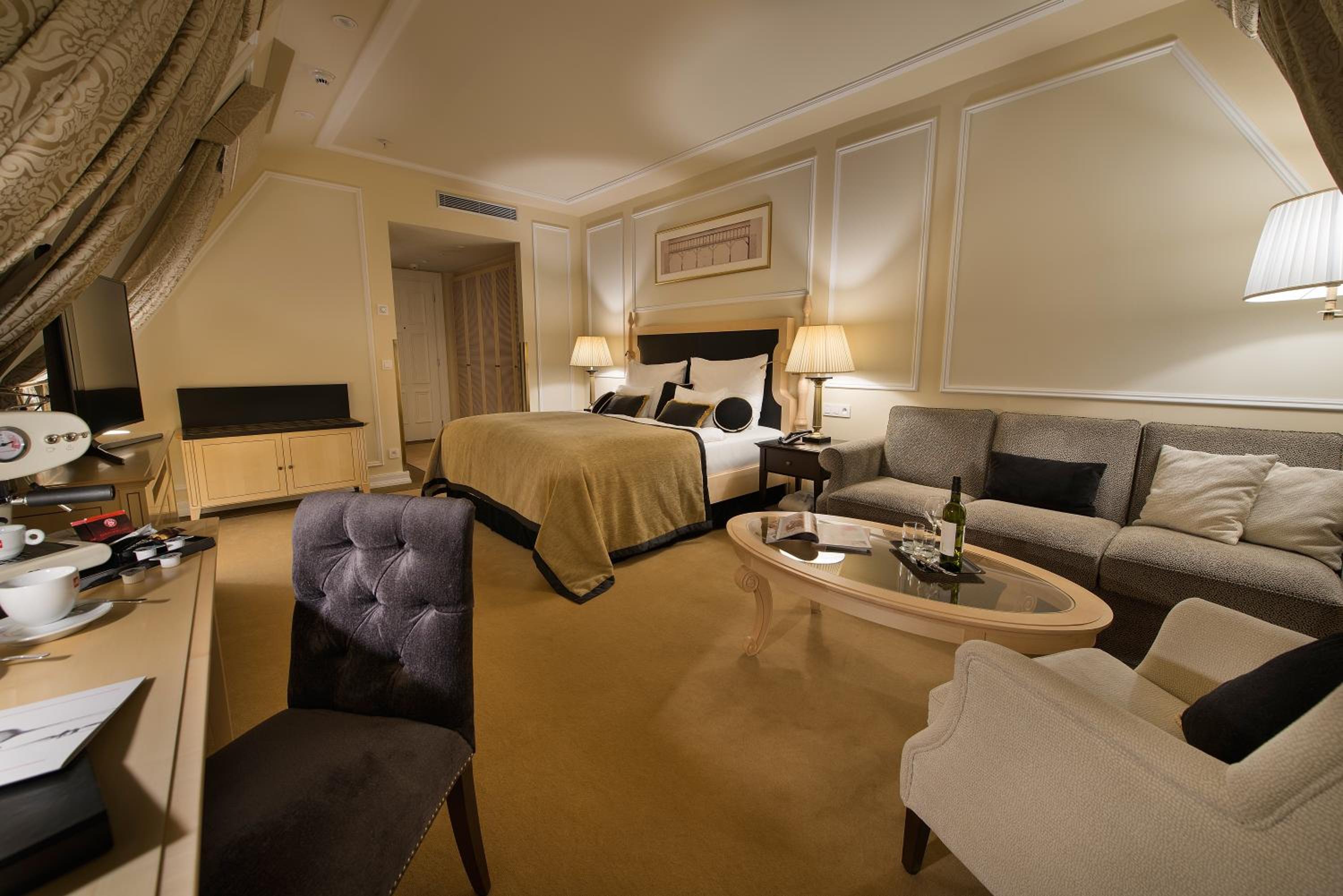 Wilson Junior Suite - Photo 3