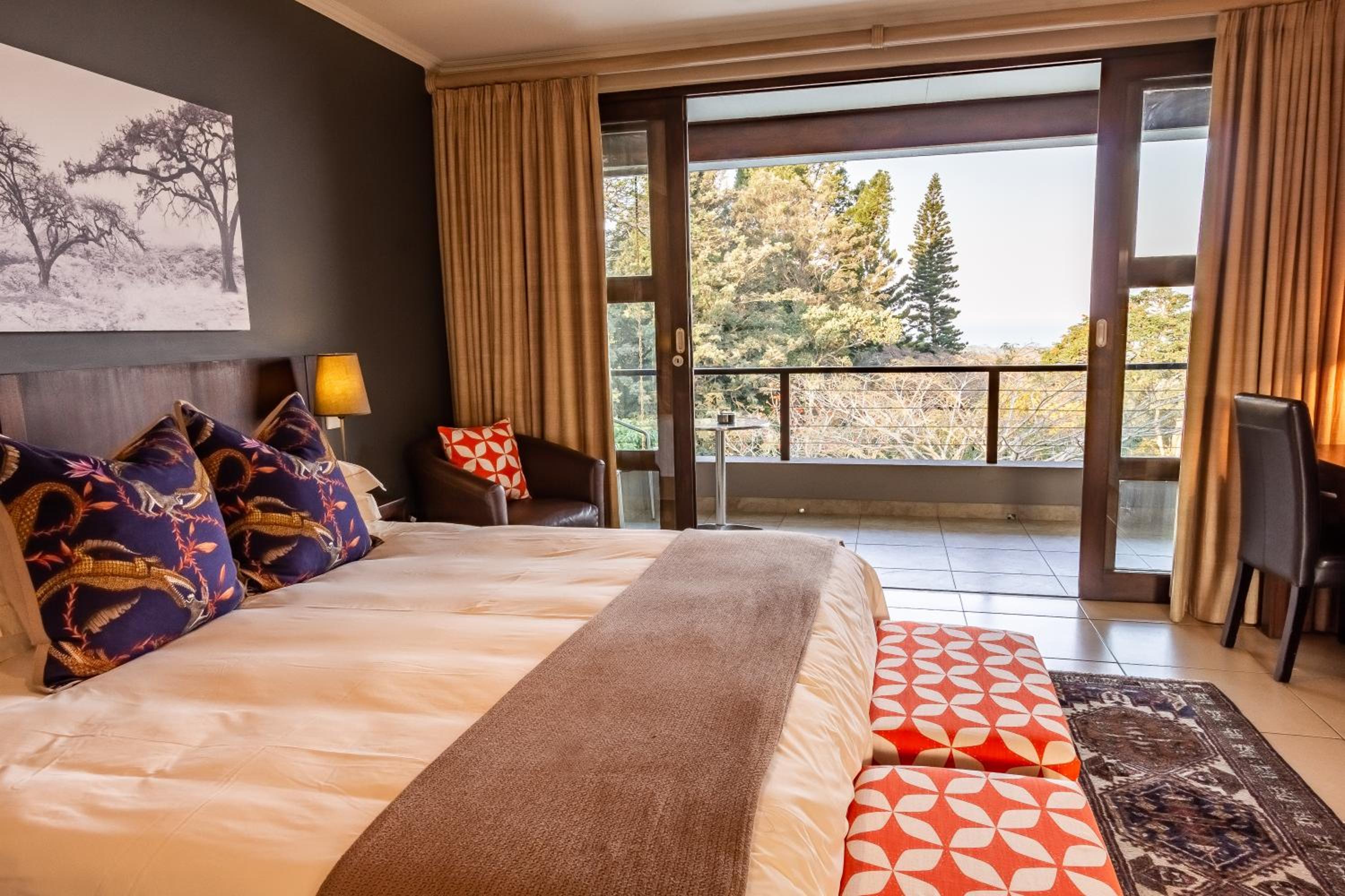 Deluxe Double or Twin Room with Sea View photo 2
