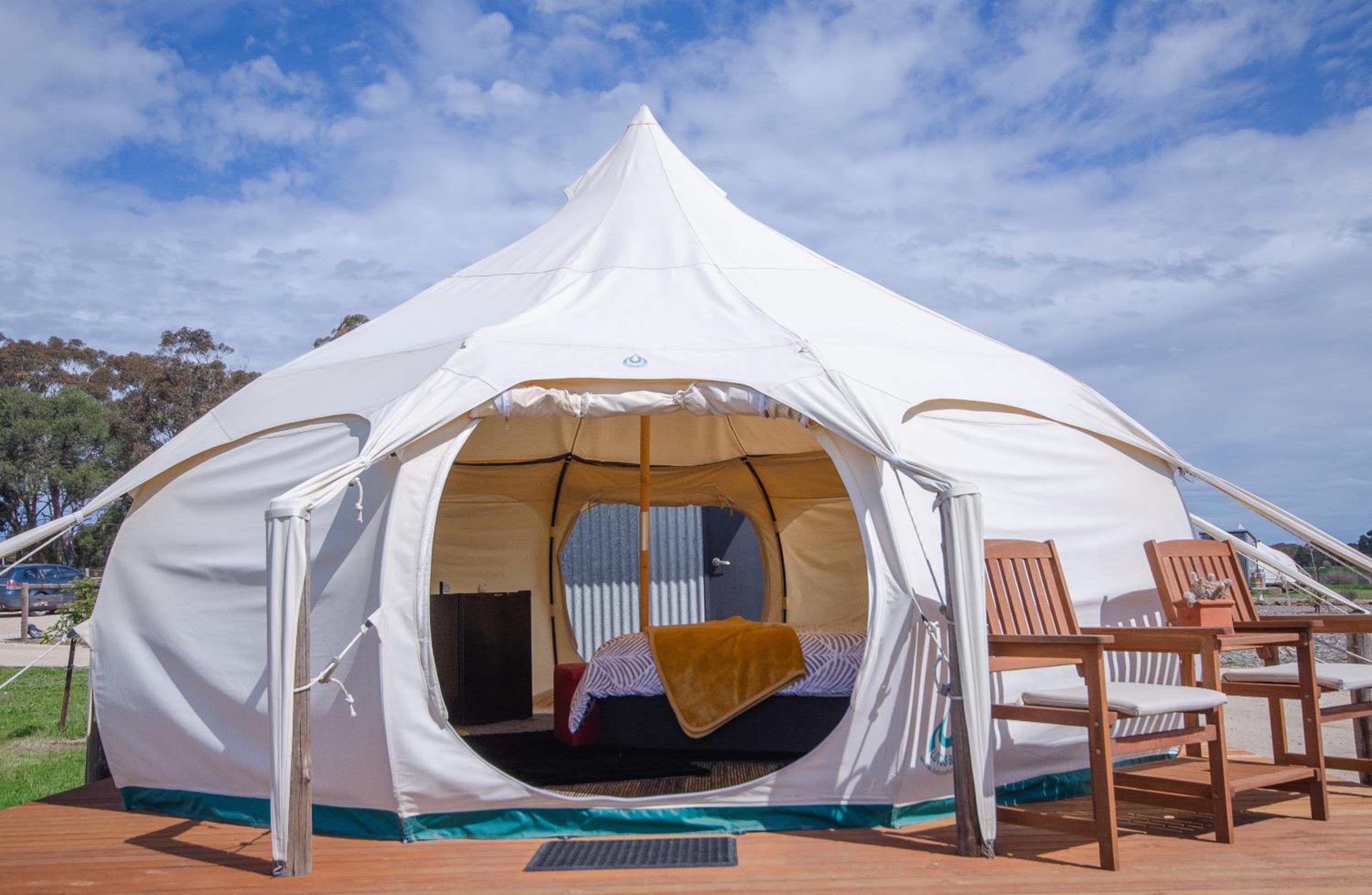 Tent - 4 - Photo 4