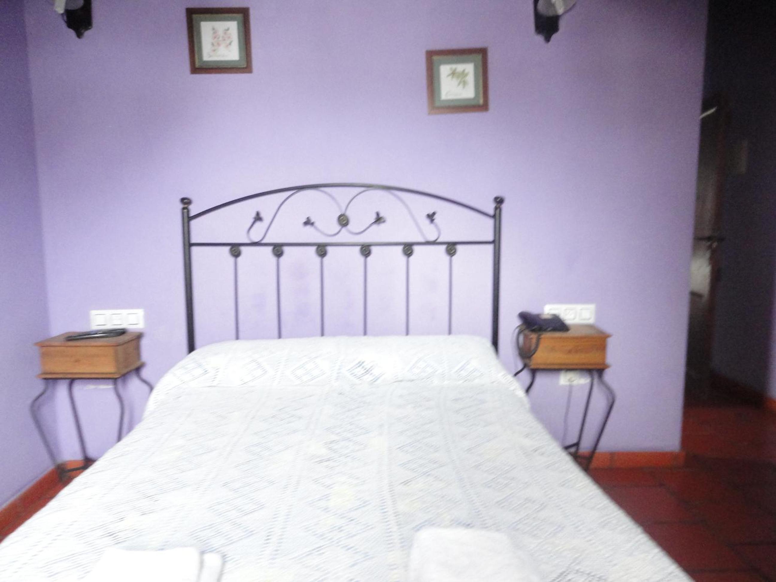 Double or Twin Room - Photo 12