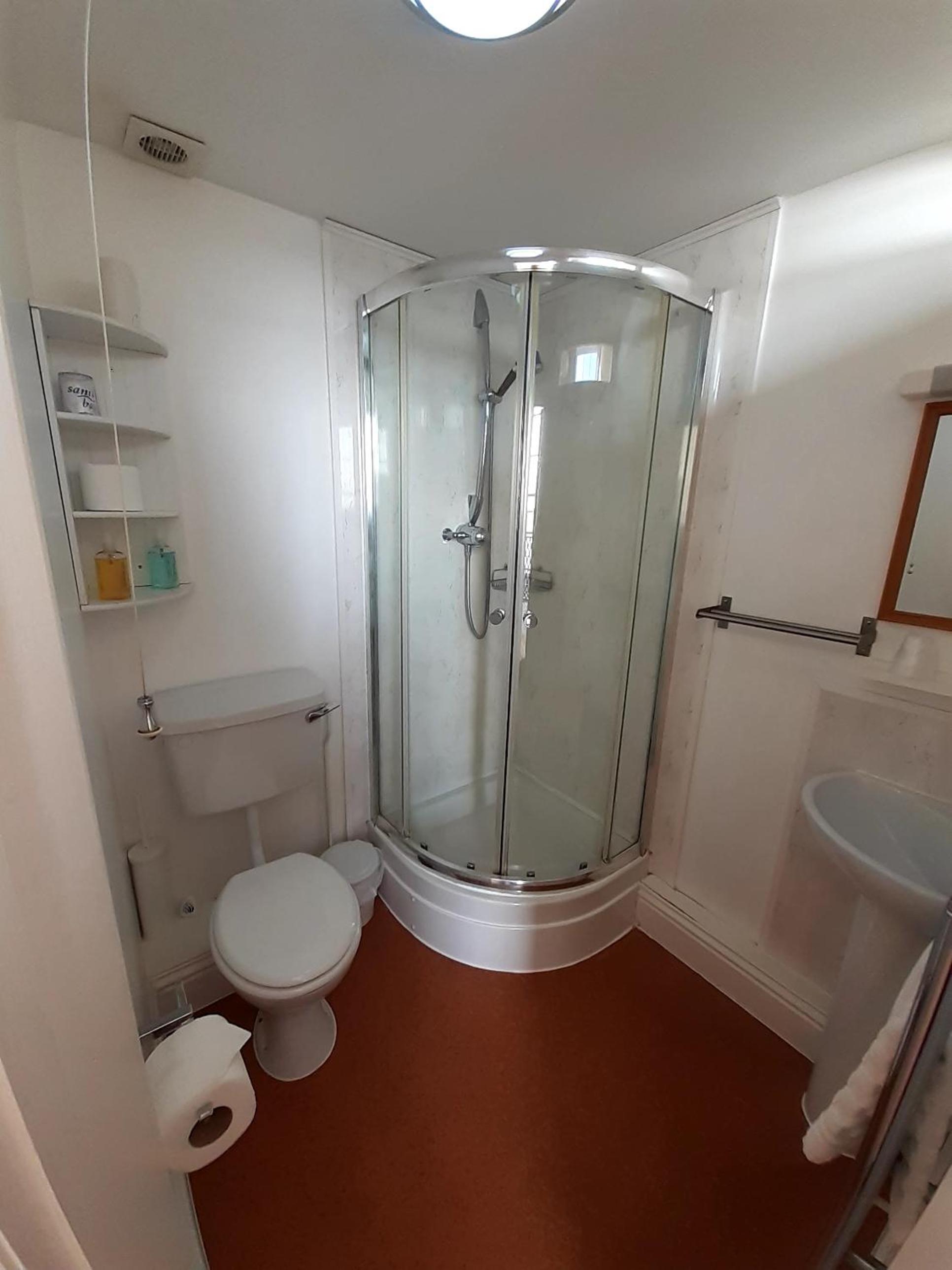 Master Double Room with Seaview - Photo 4