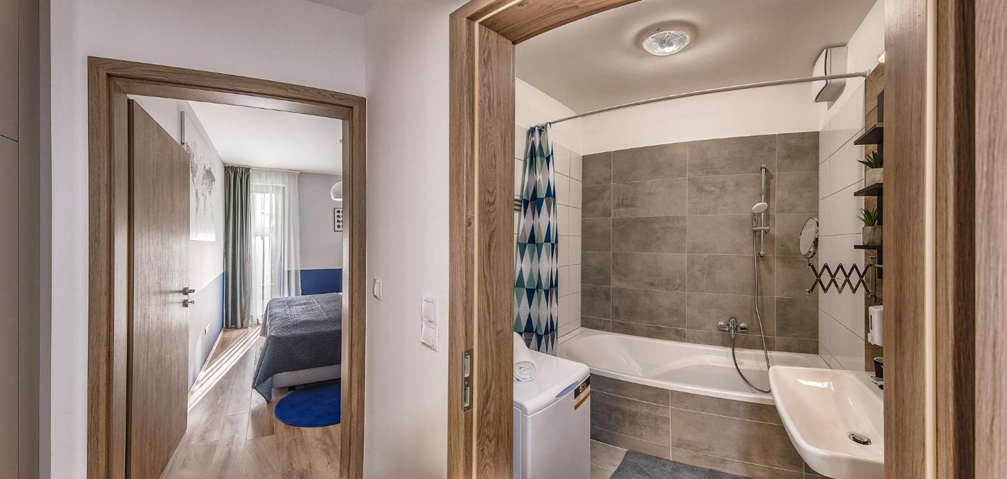One-Bedroom Apartment - Photo 9