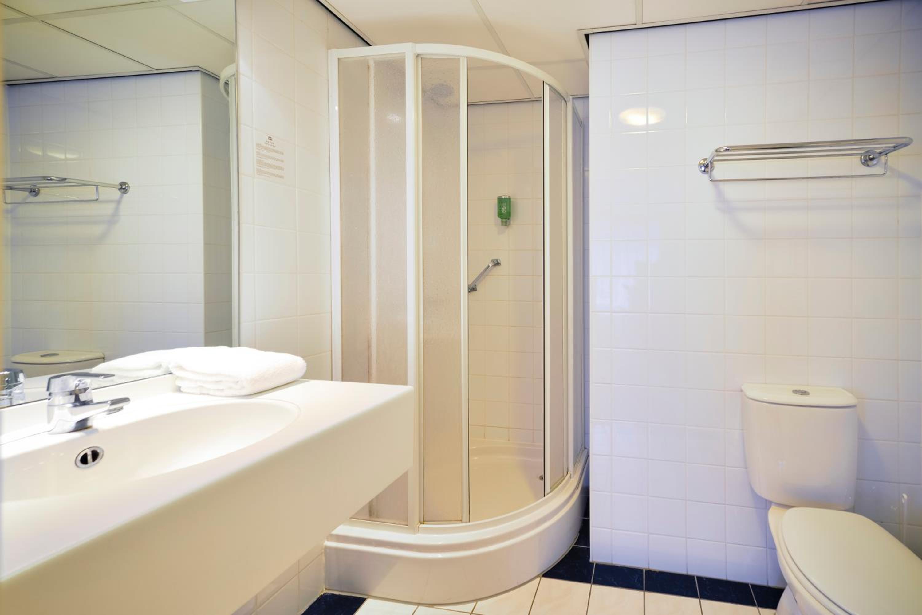 Deluxe Double Room with Shower photo 2