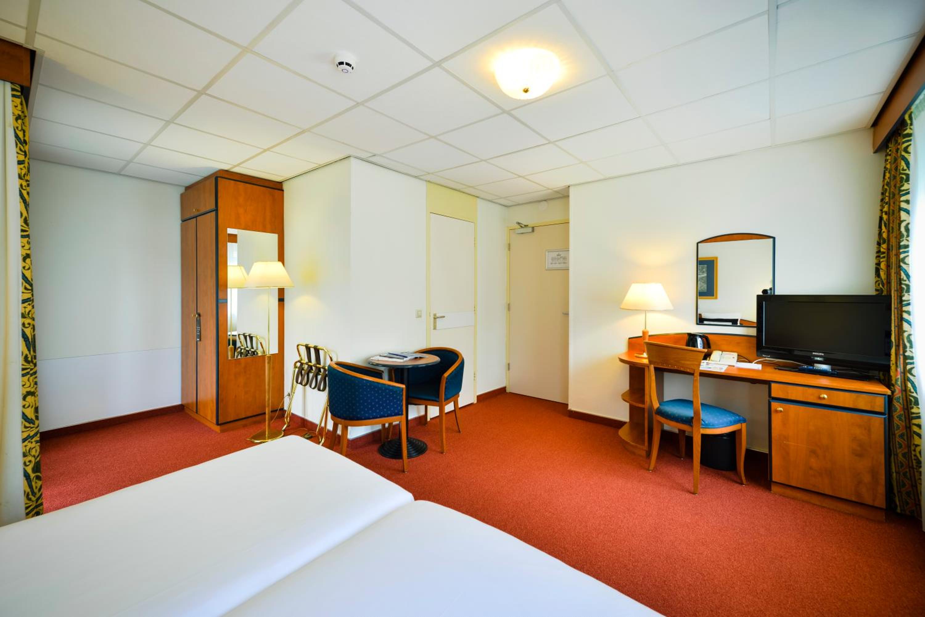 Deluxe Double Room with Shower photo 3